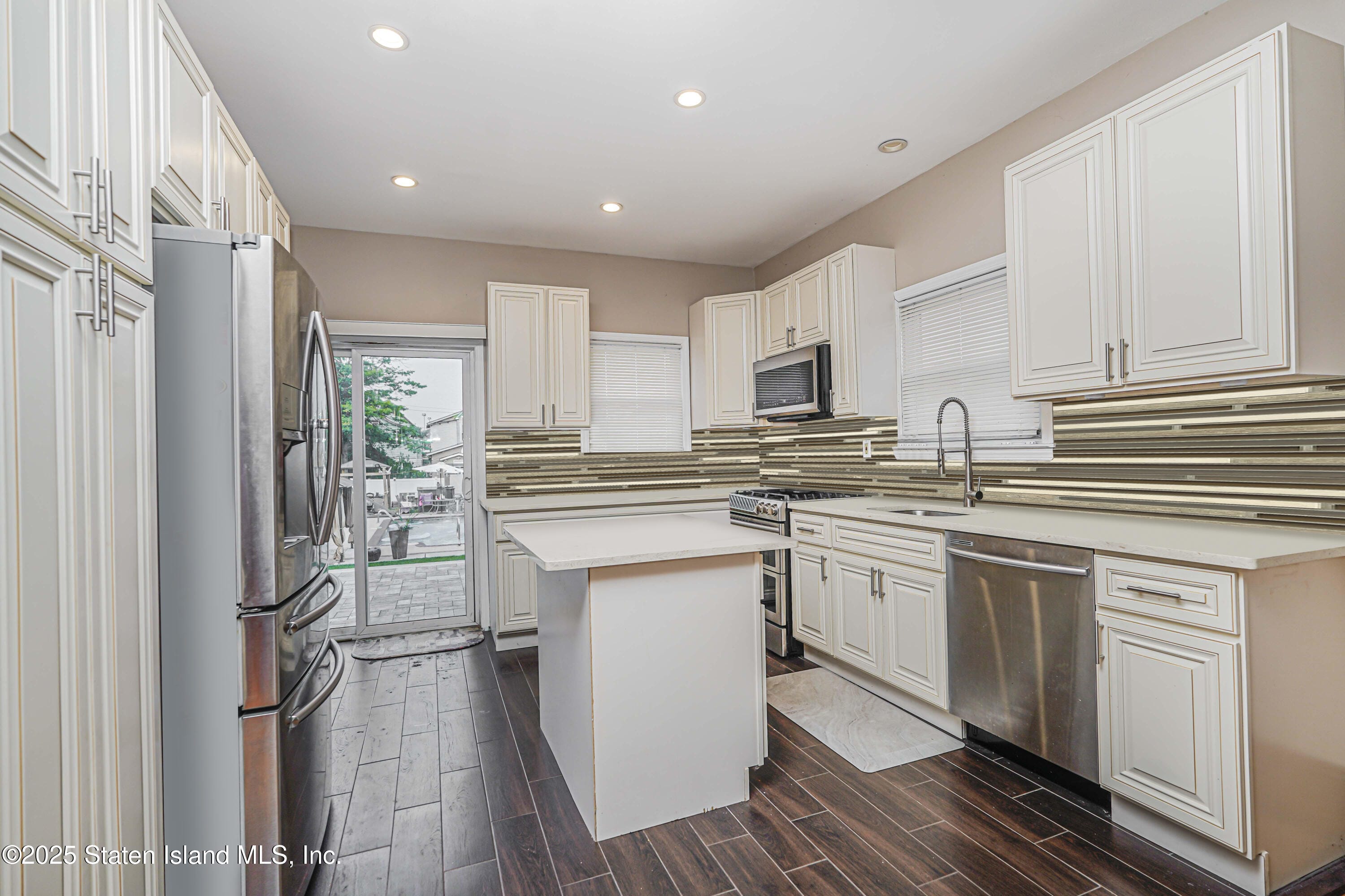 201 Van Name Avenue, Staten Island, NY, 10303 image 9