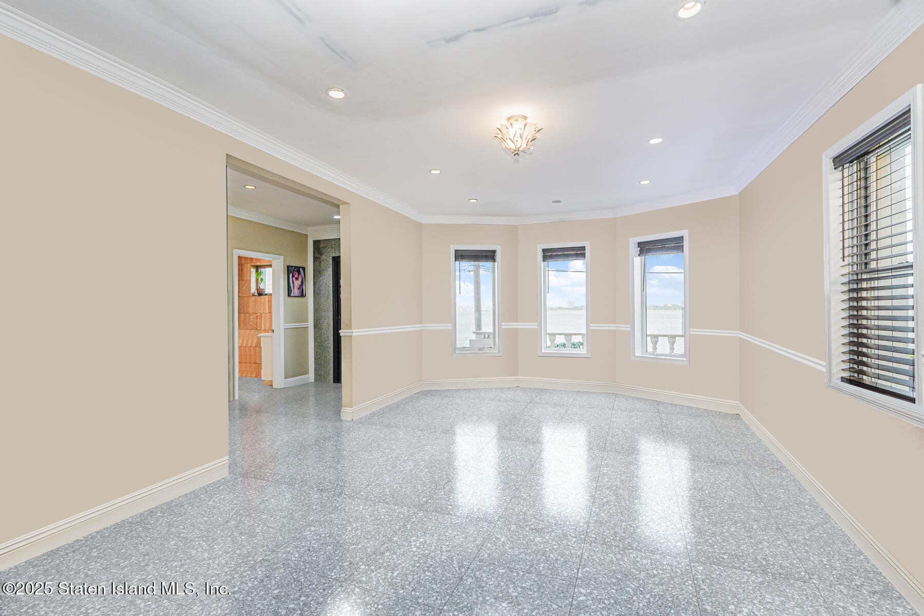 296 Edgewater Street, Staten Island, NY, 10305 image 16