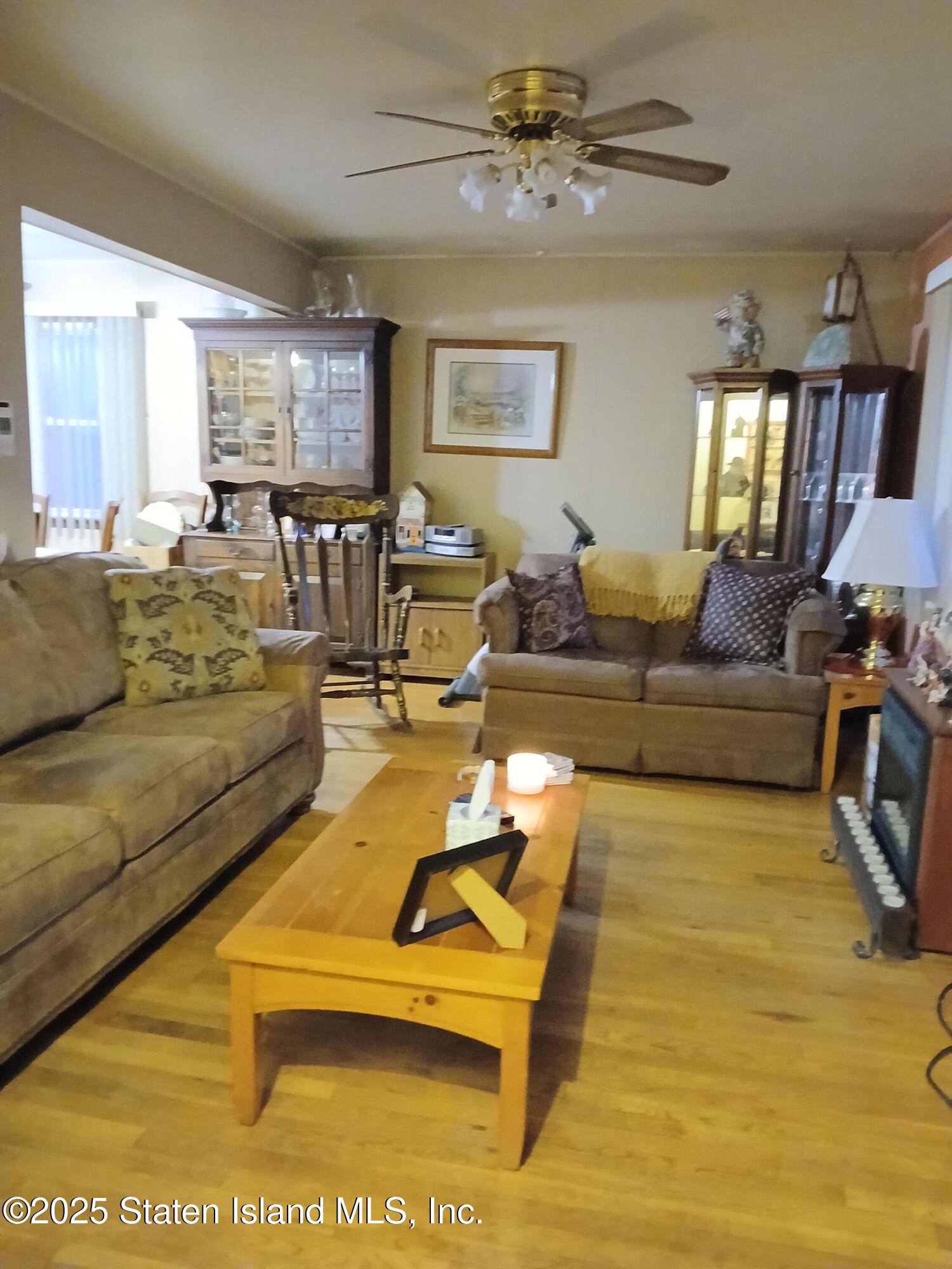 138 Buel Avenue Image 5