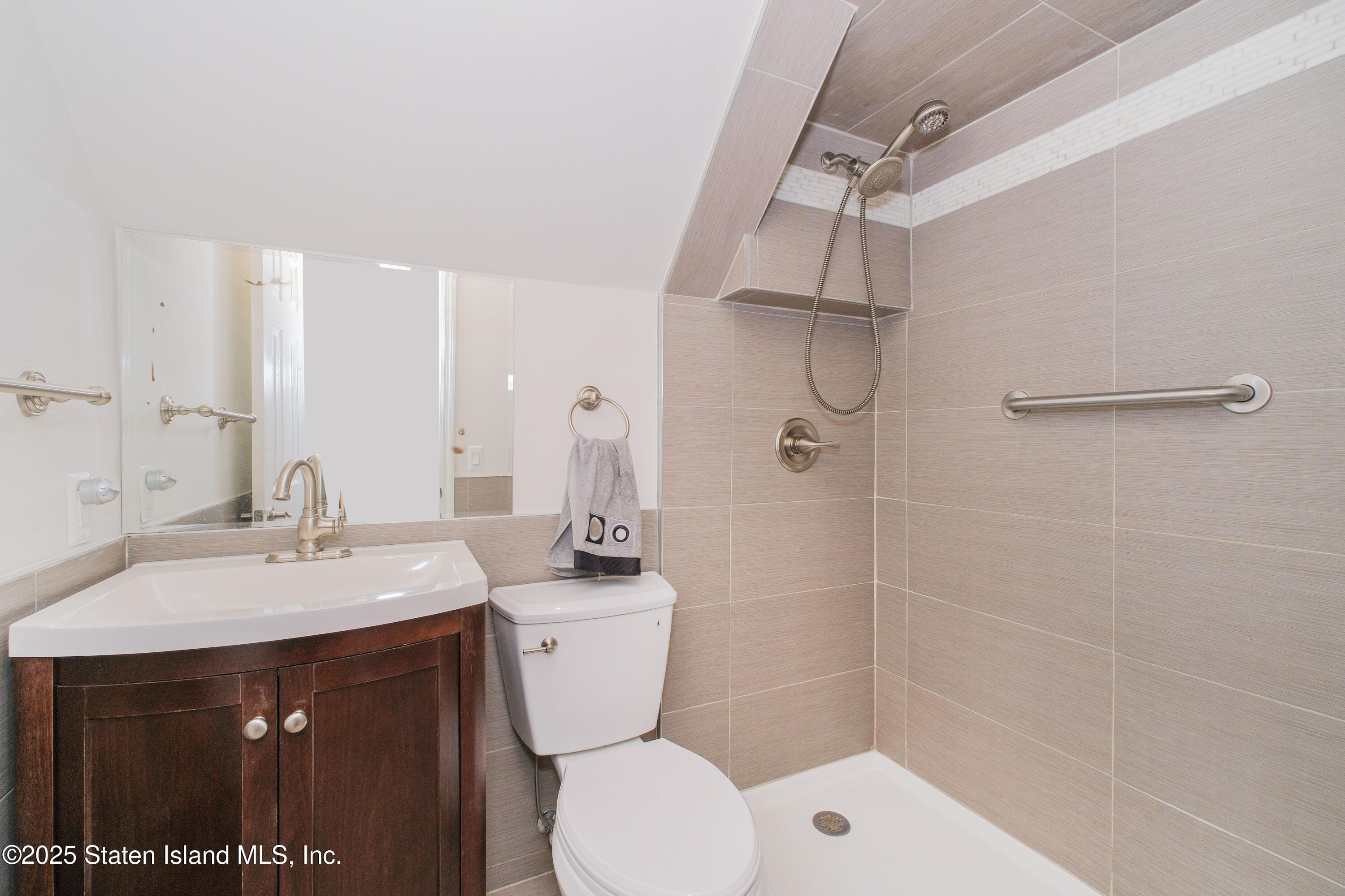 110 Lewiston Street, Staten Island, NY, 10314 image 16