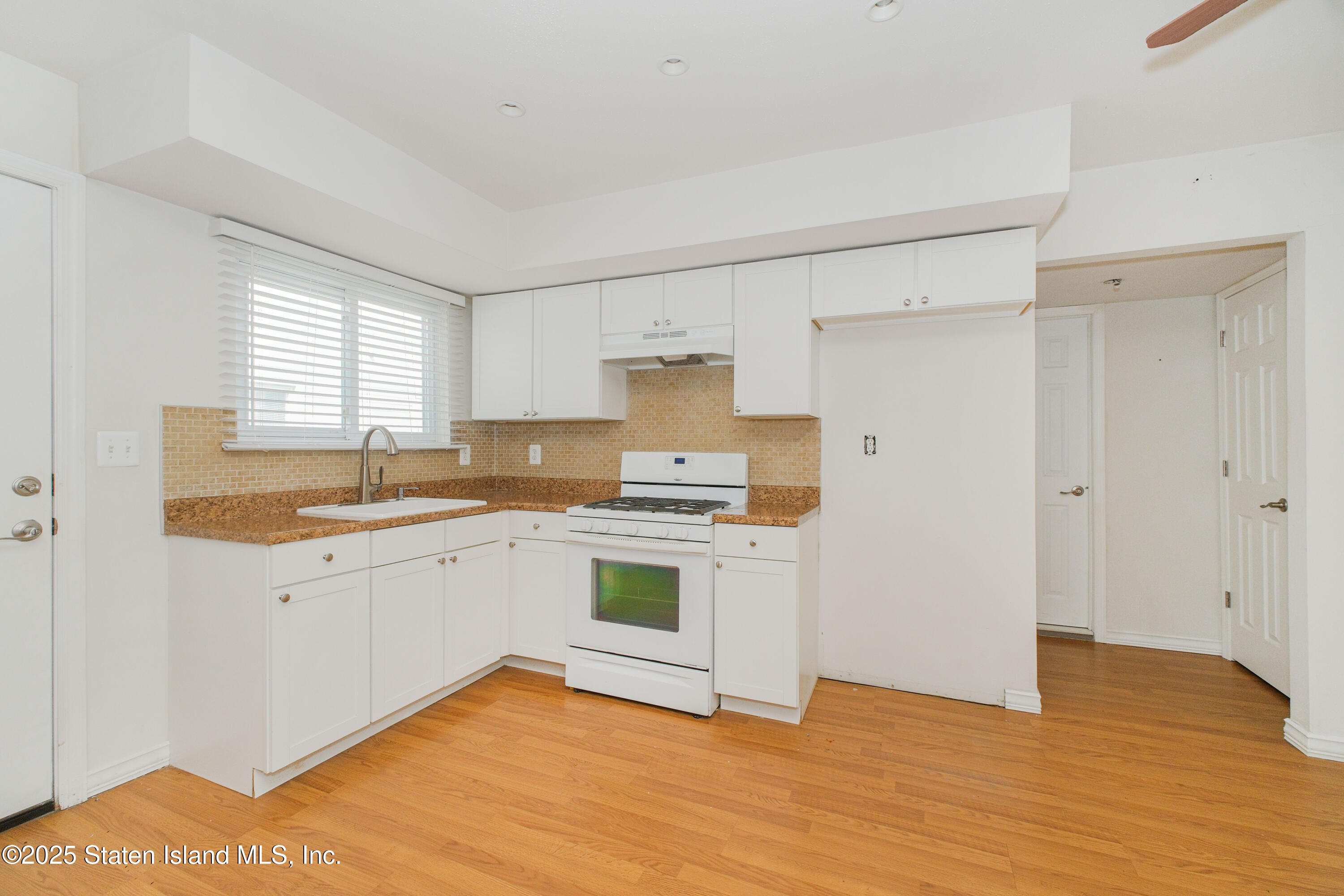 110 Lewiston Street, Staten Island, NY, 10314 image 17