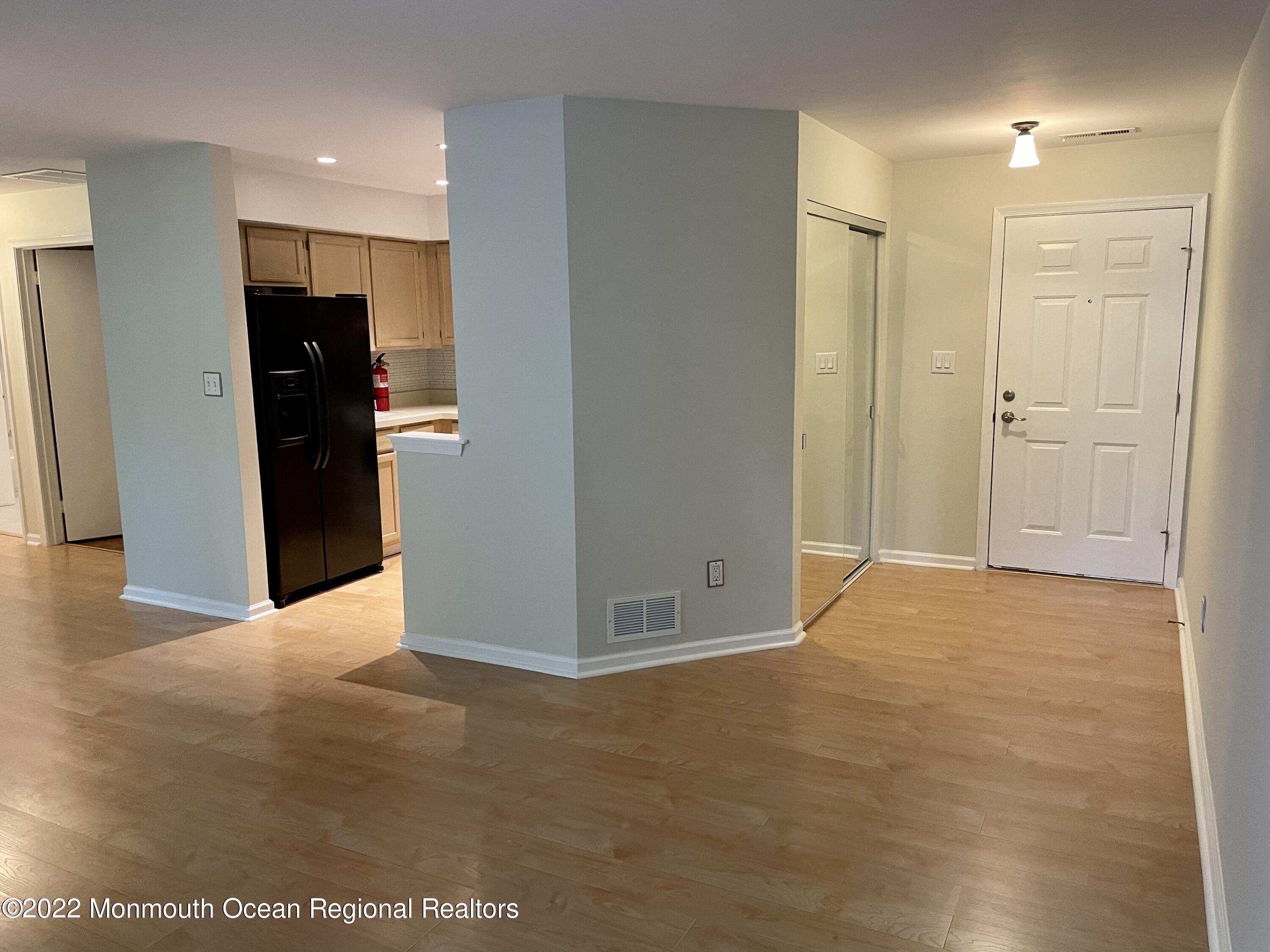 124 Walden Circle, Robbinsville, NJ, 08691 image 6