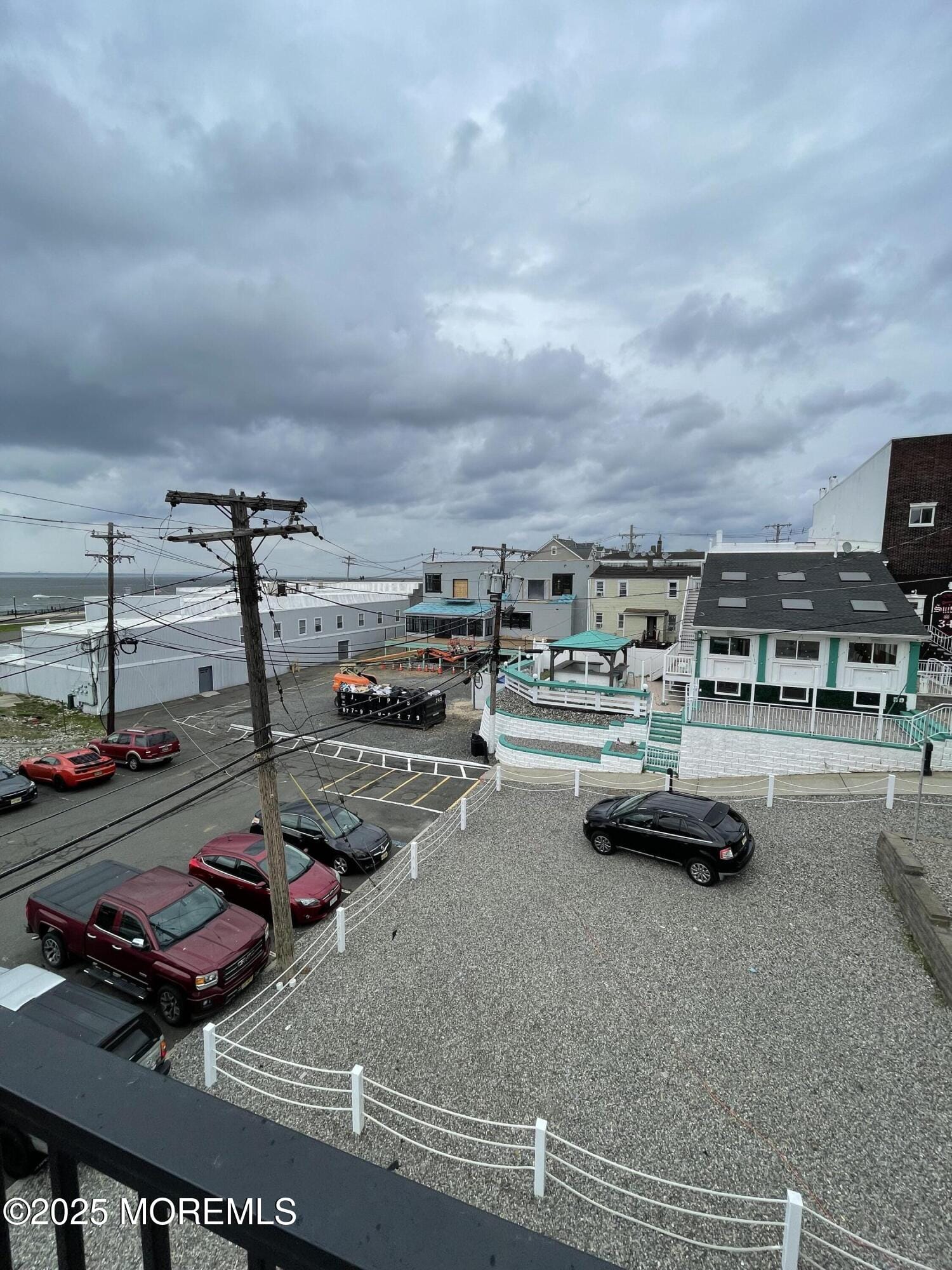 17 W Front Street Waterfront Image 3