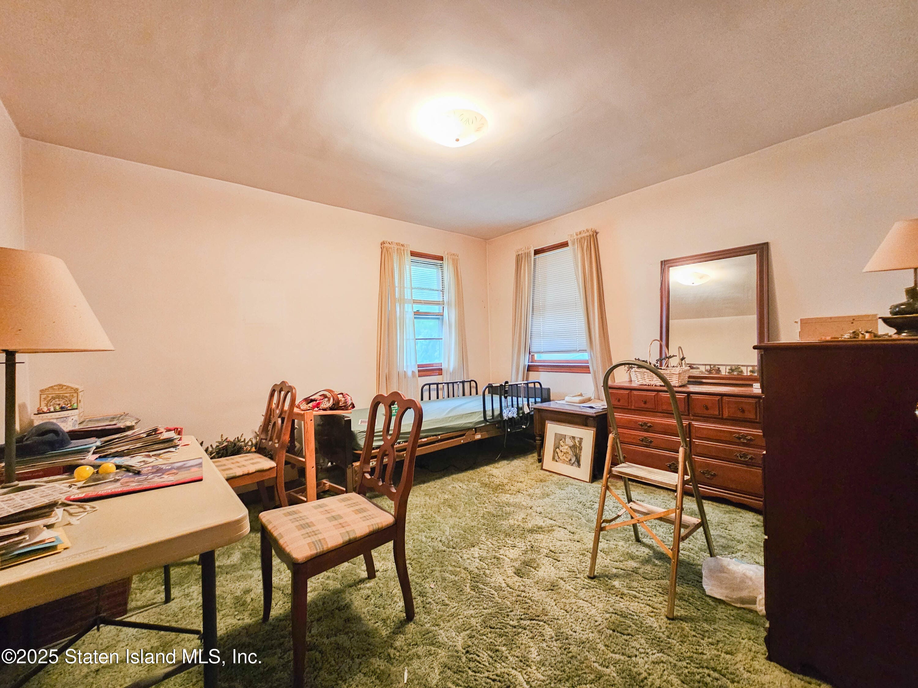 338 Hylan Boulevard Image 3