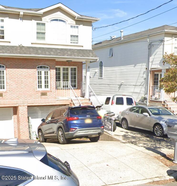 19 Benson Street Image 1