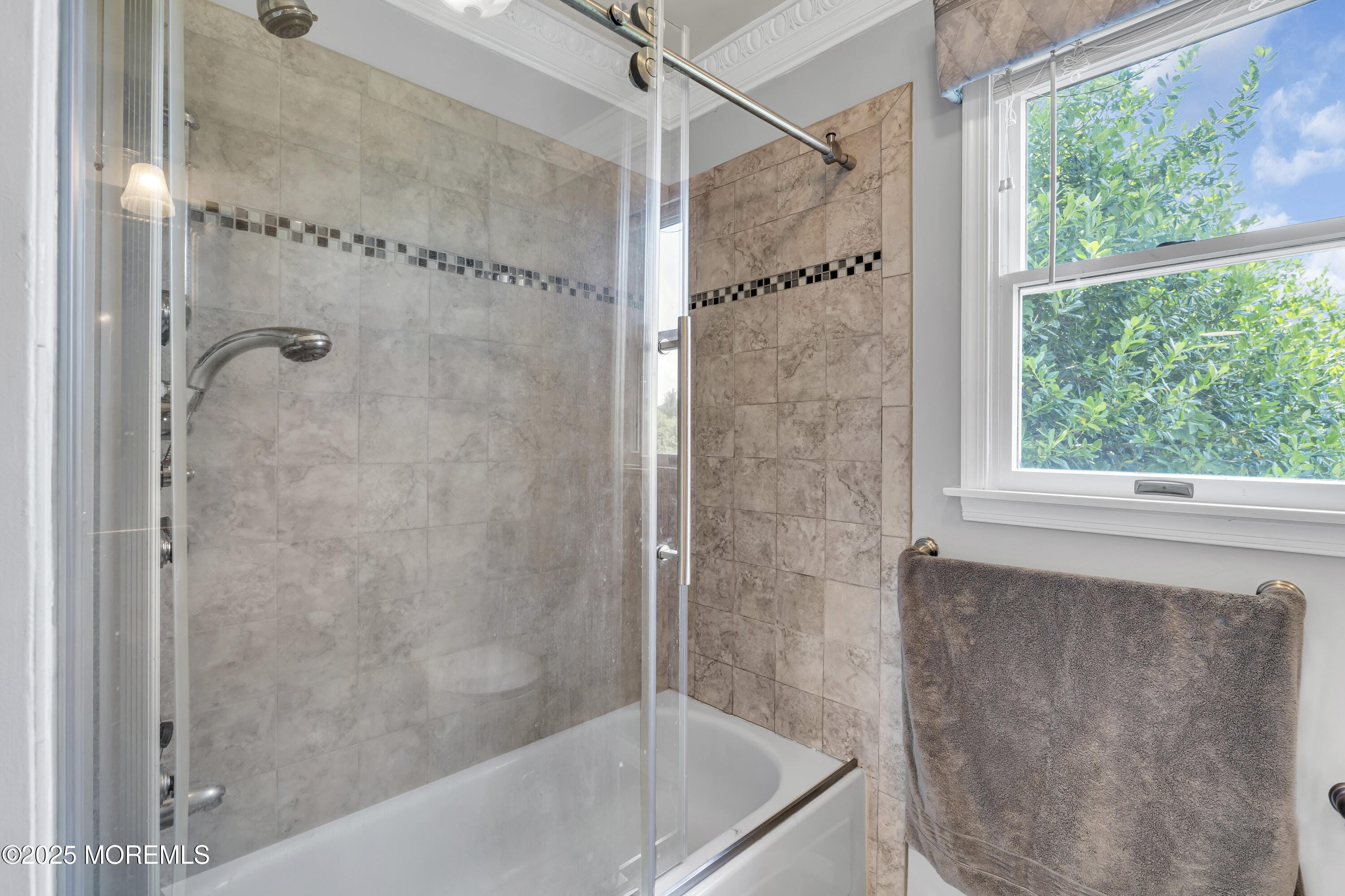 14 Clayton Drive, Millstone, NJ, 08510 image 24