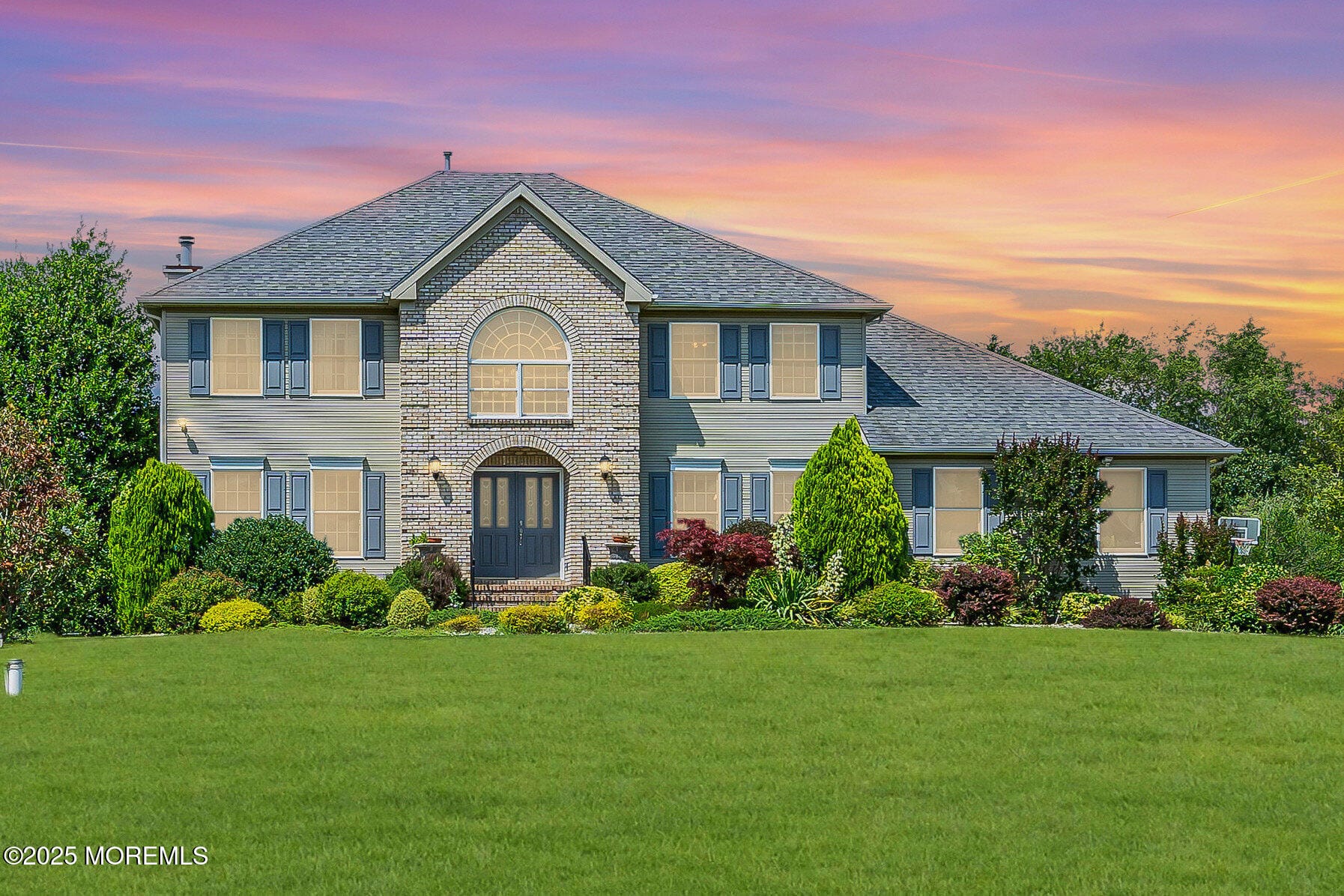 14 Clayton Drive Image 1