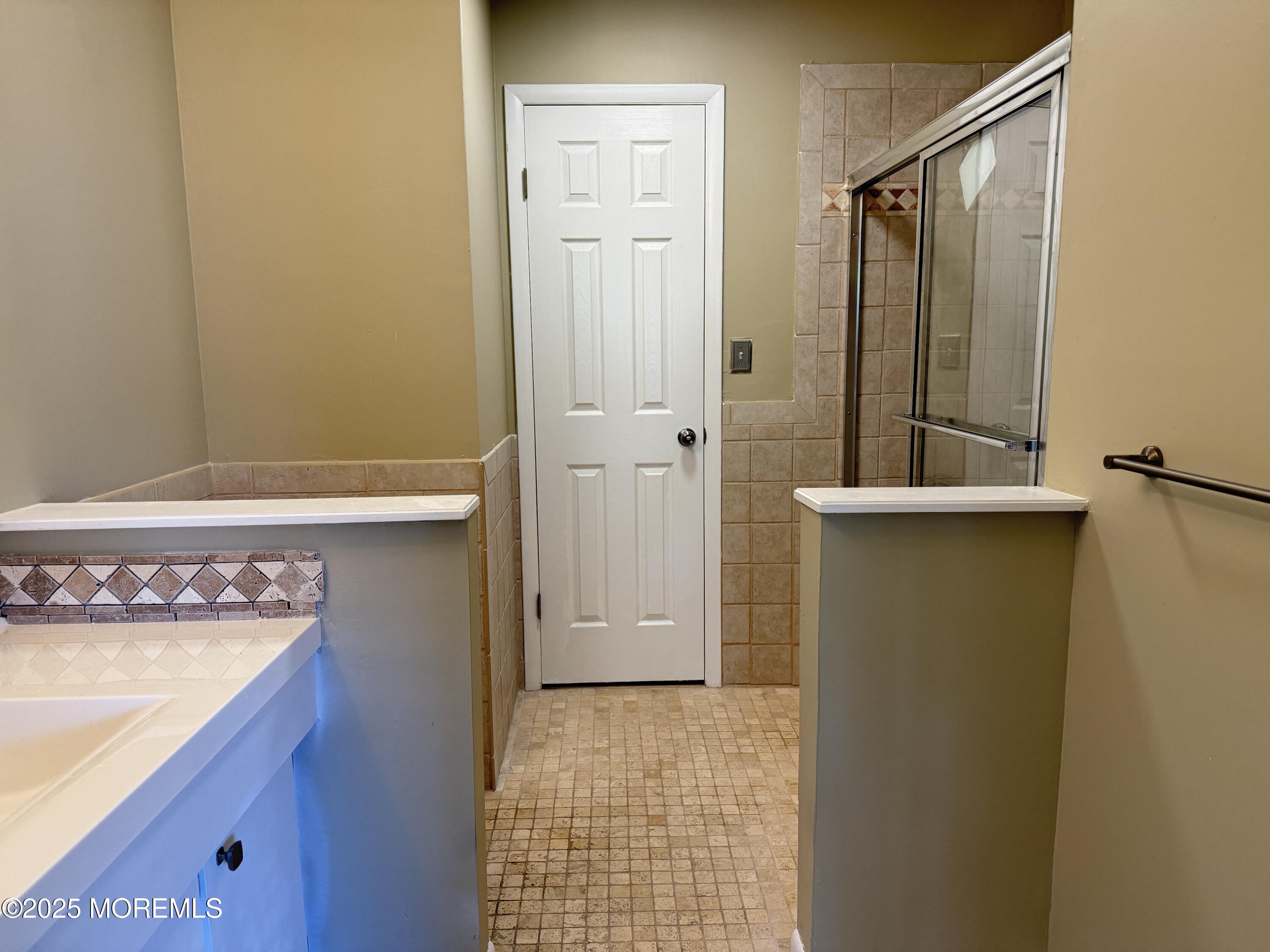 554 Clubhouse Drive, Middletown, NJ, 07748 image 9