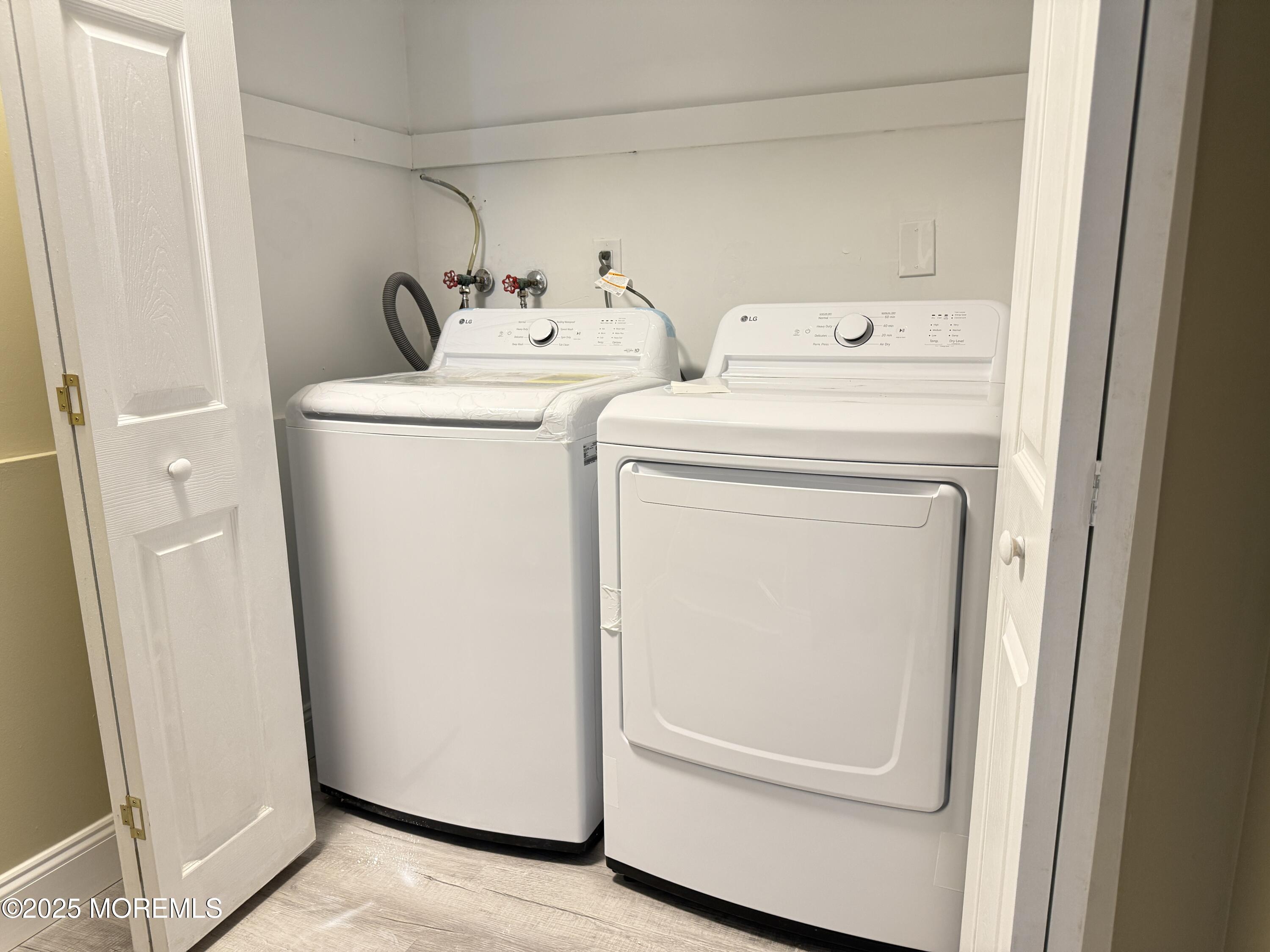 554 Clubhouse Drive, Middletown, NJ, 07748 image 12