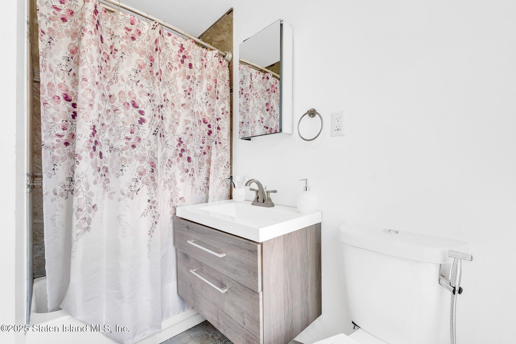 11 Coonley Court, Staten Island, NY, 10303 image 9