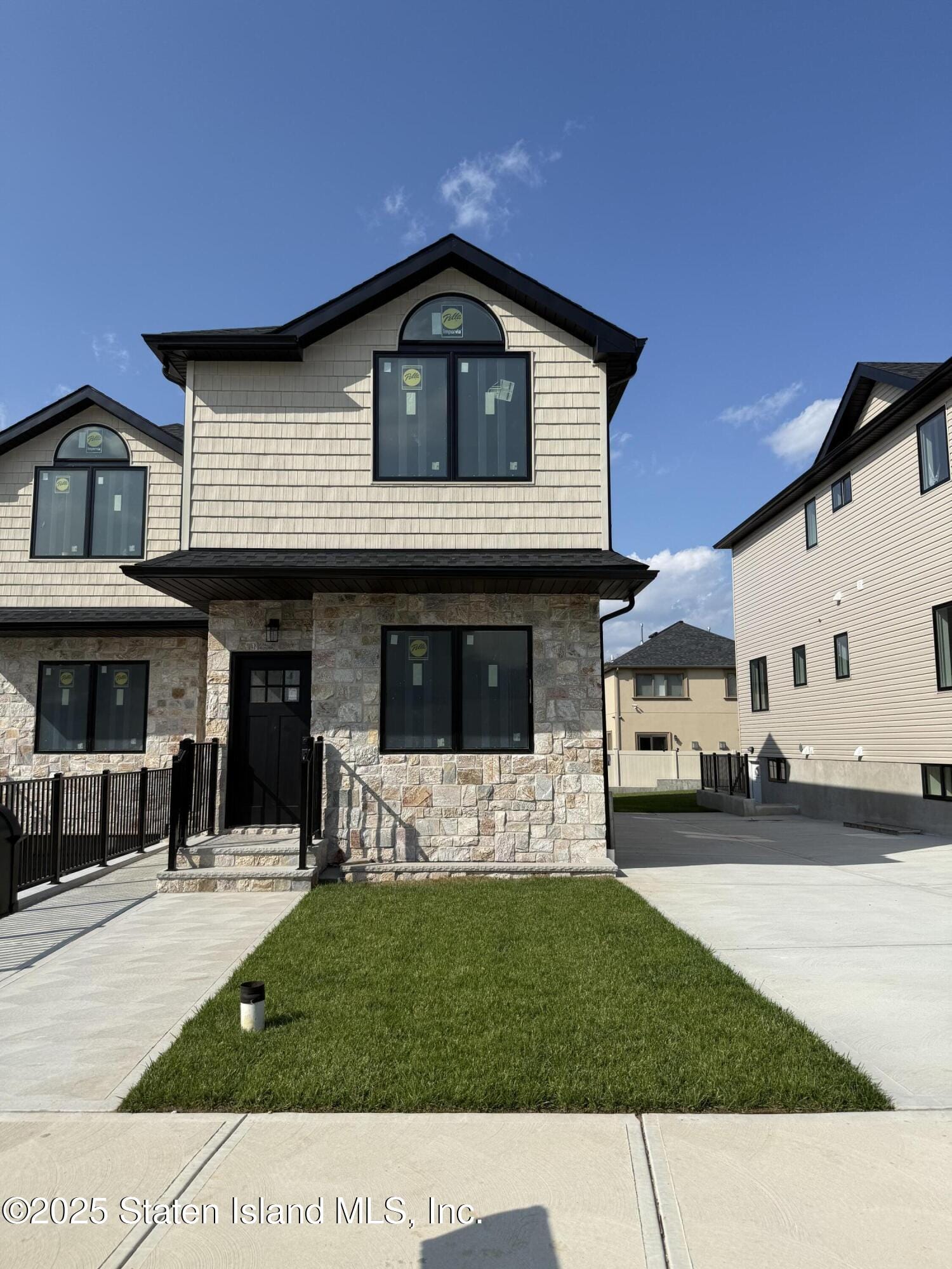 42 Greenway Avenue Image 3