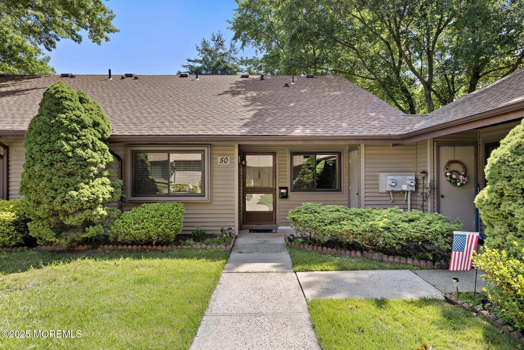 50 Hanover Court Image 1