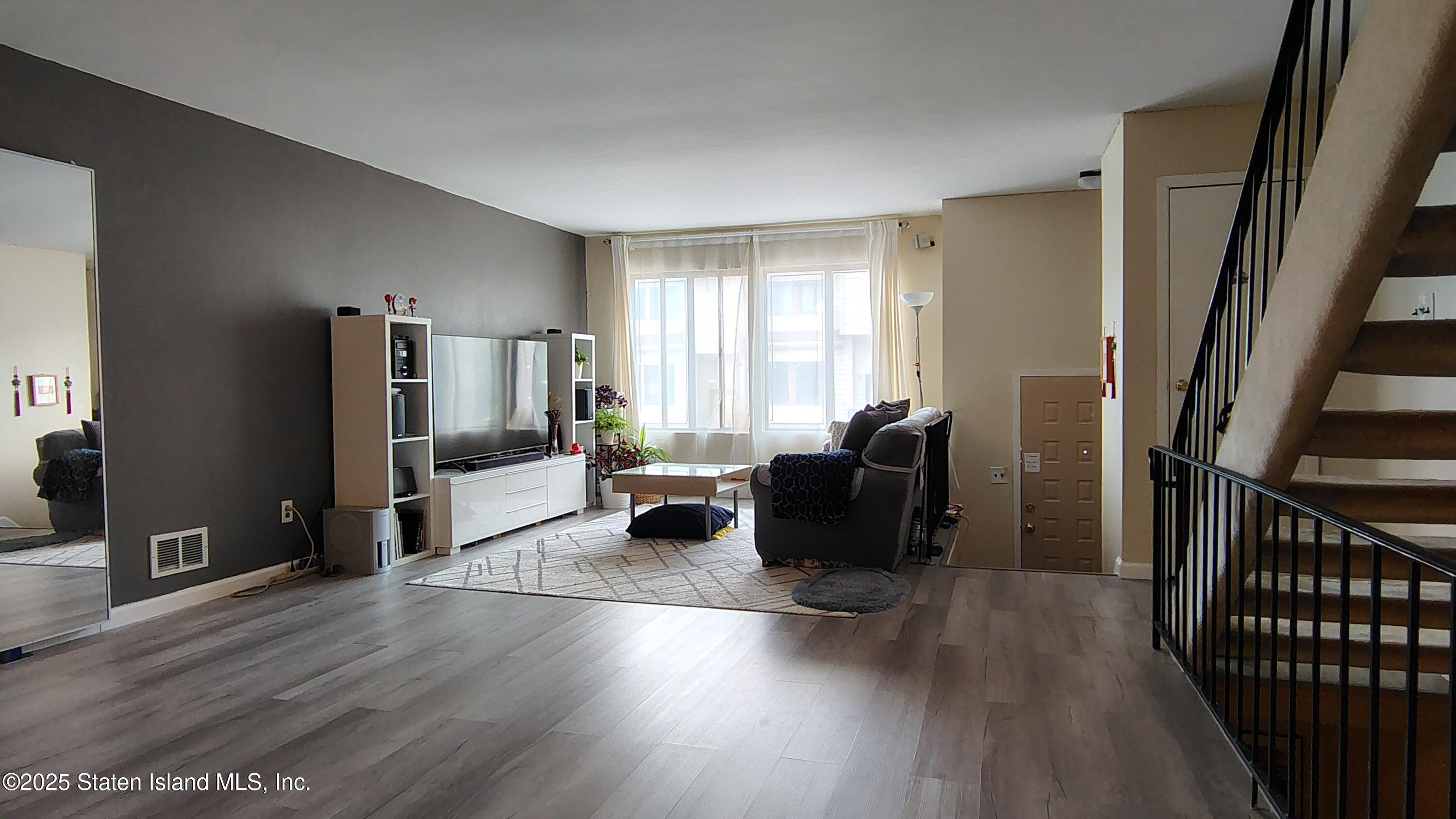 180 Dinsmore Street #E, Staten Island, NY, 10314 image 7