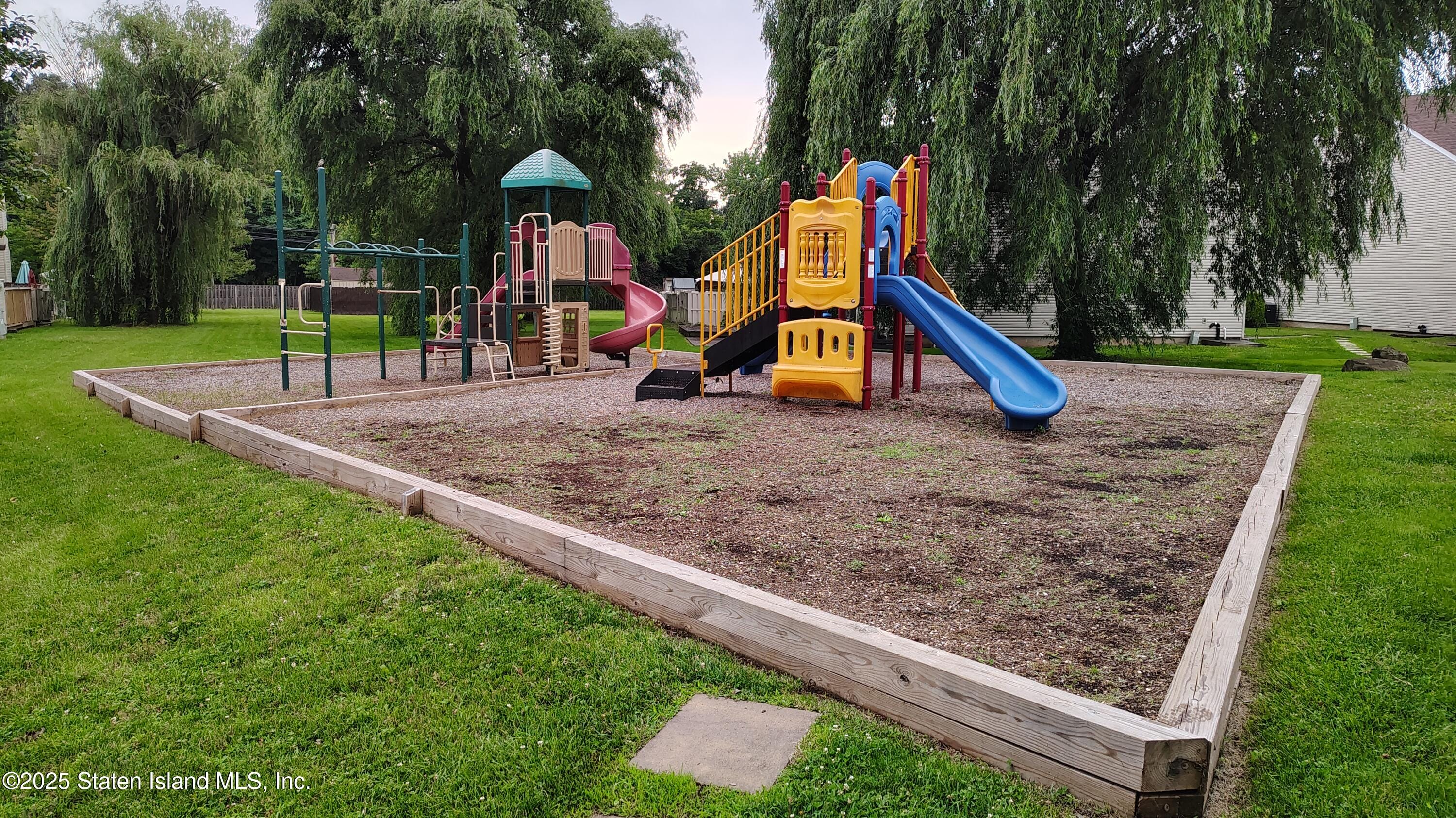 180 Dinsmore Street #E, Staten Island, NY, 10314 image 29