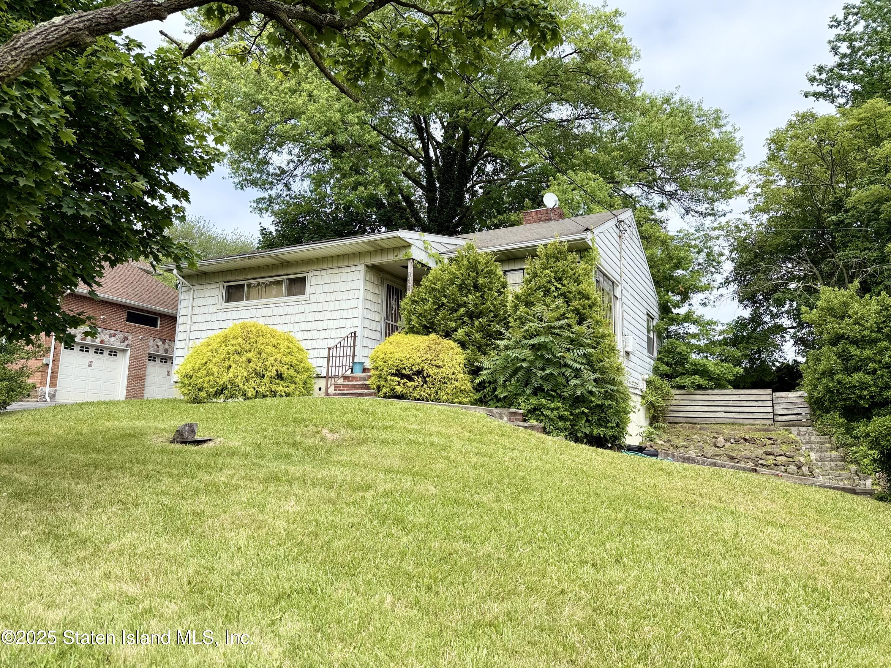 949 Todt Hill Road Image 2