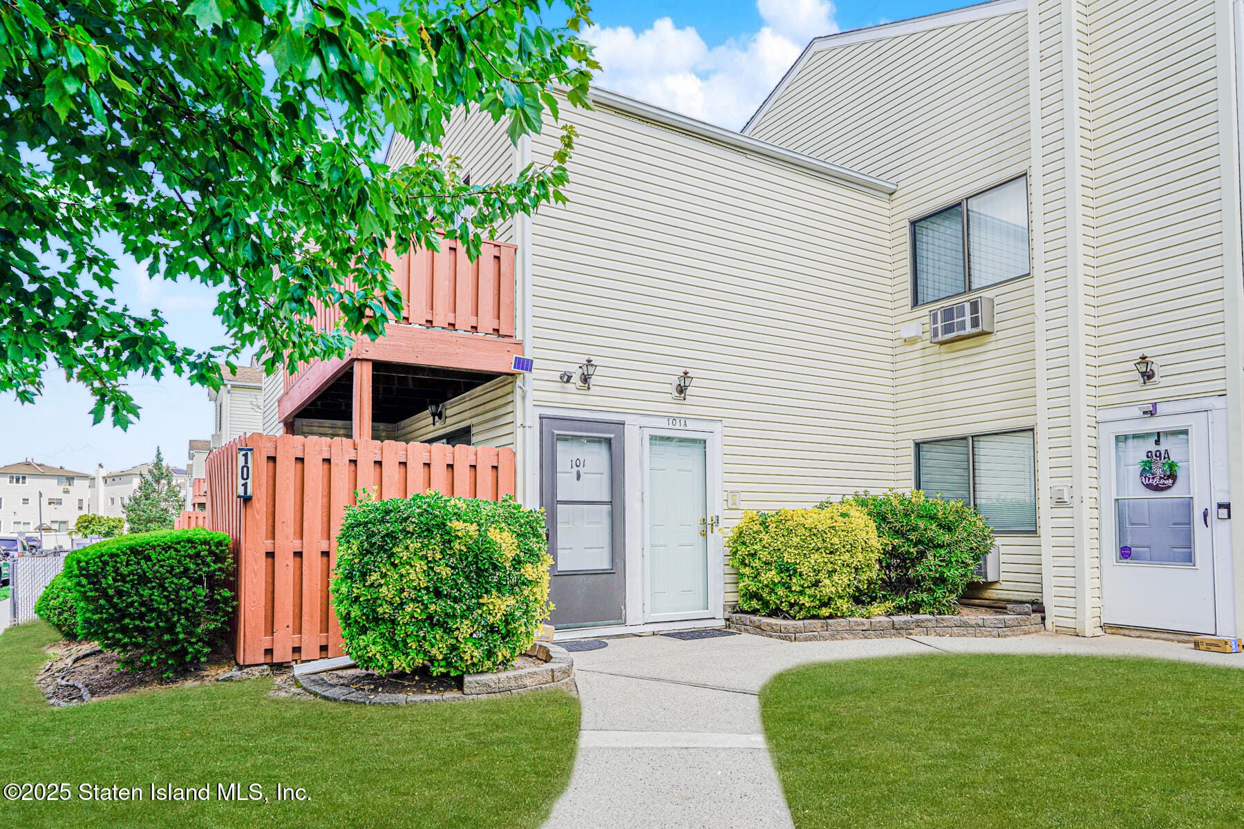 101 Stack Drive A Image 3