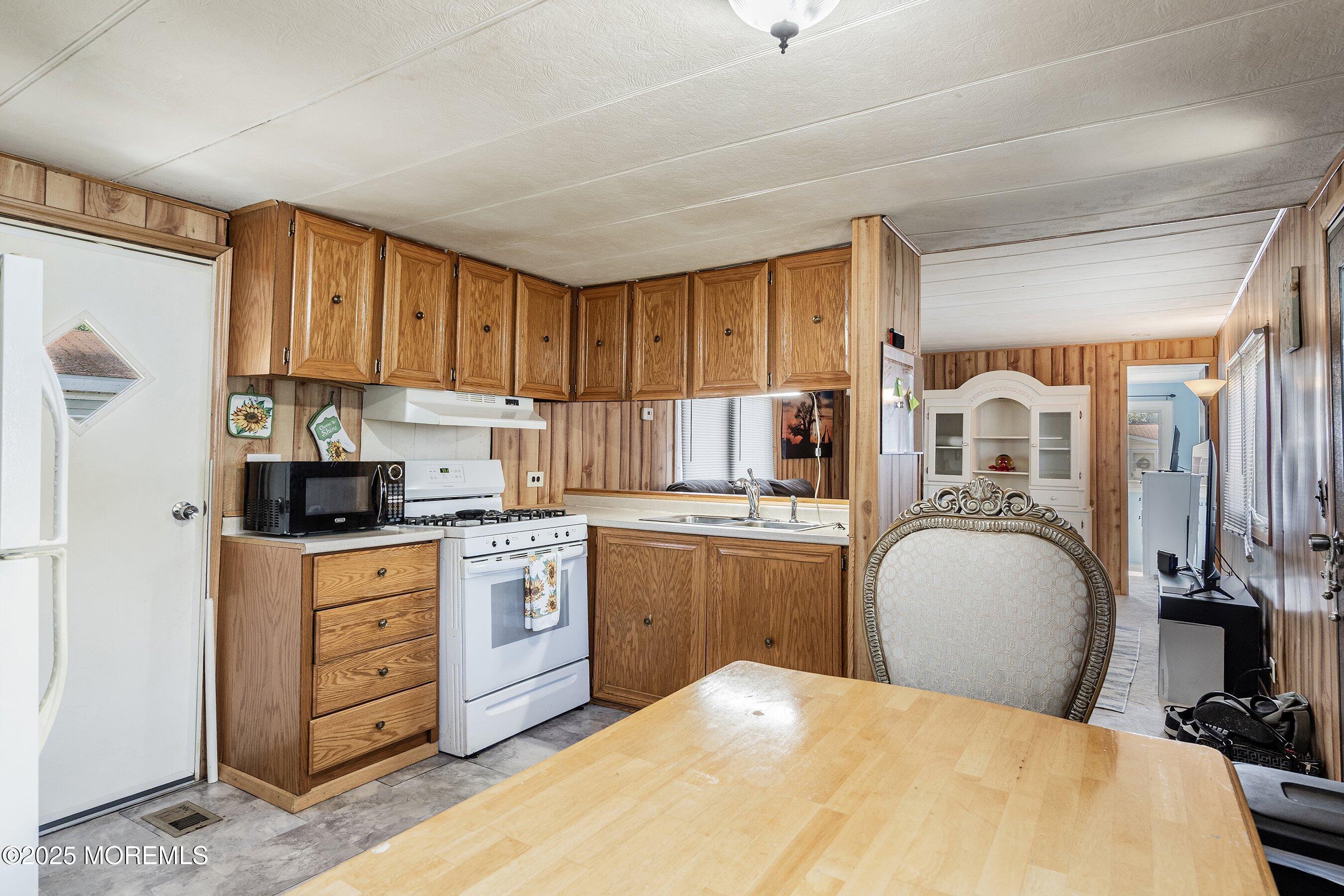 819 North Street, Jackson, NJ, 08527 image 6
