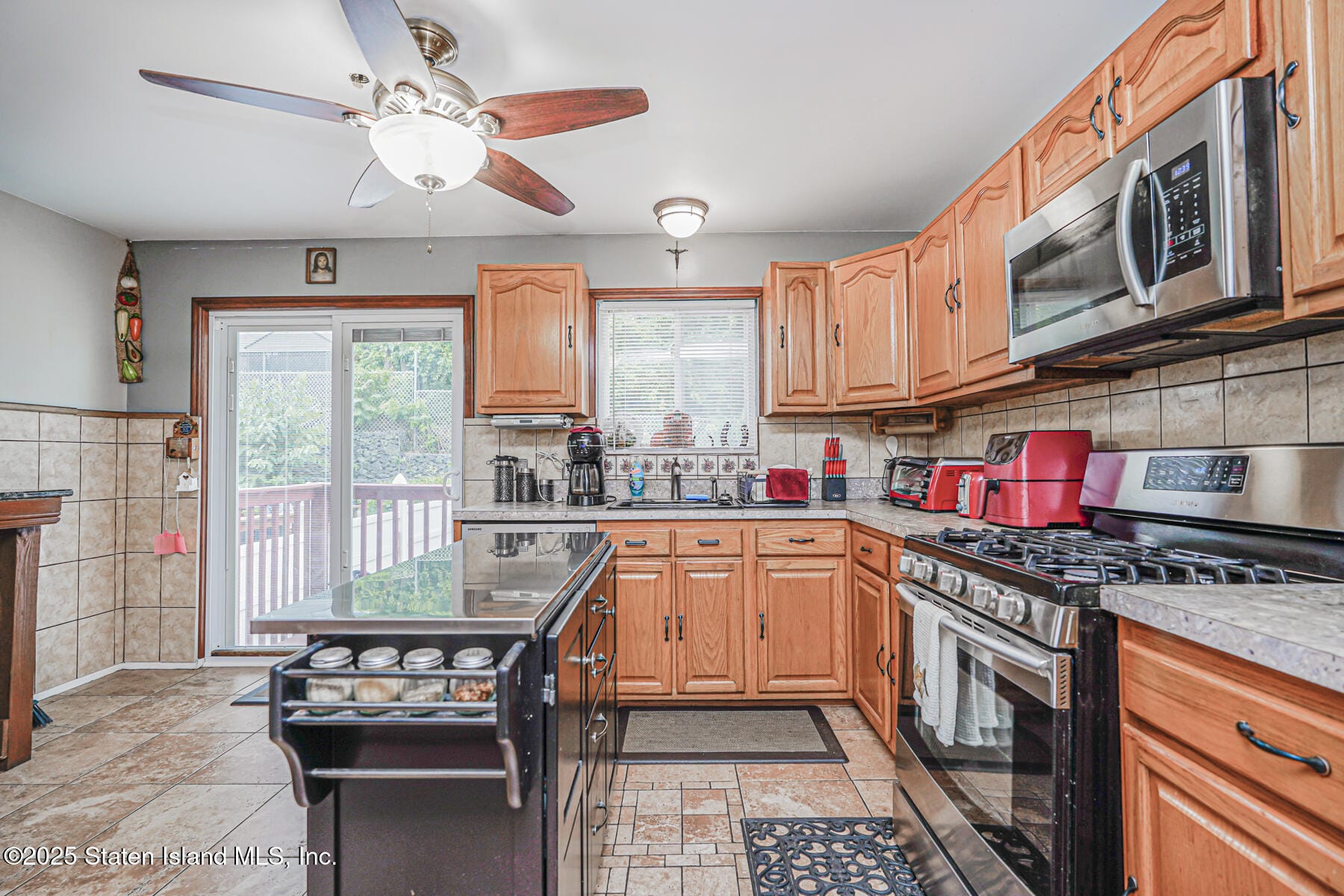 39 Merivale Lane, Staten Island, NY, 10304 image 8