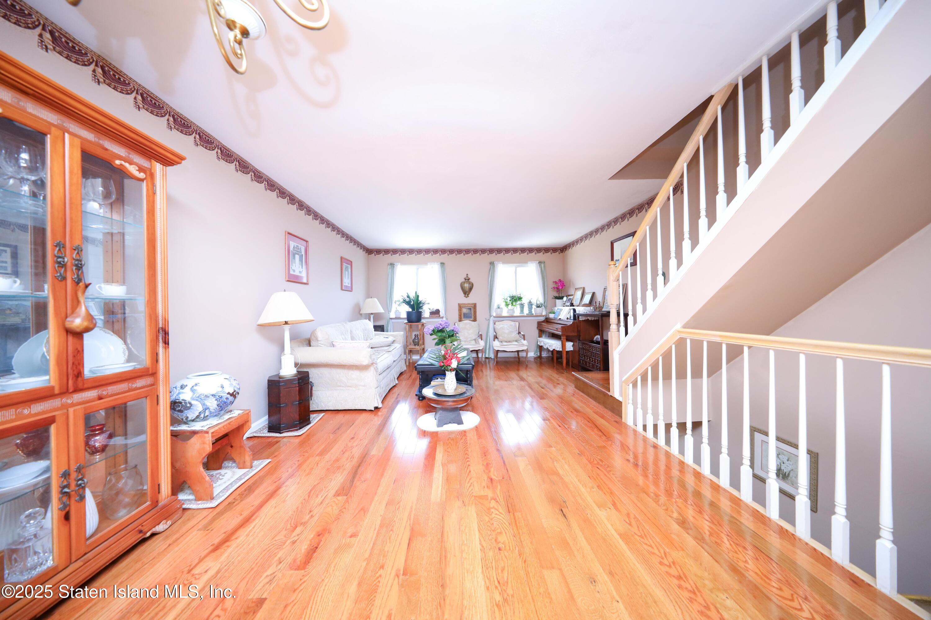 82 Seagate Court, Staten Island, NY, 10305 image 11