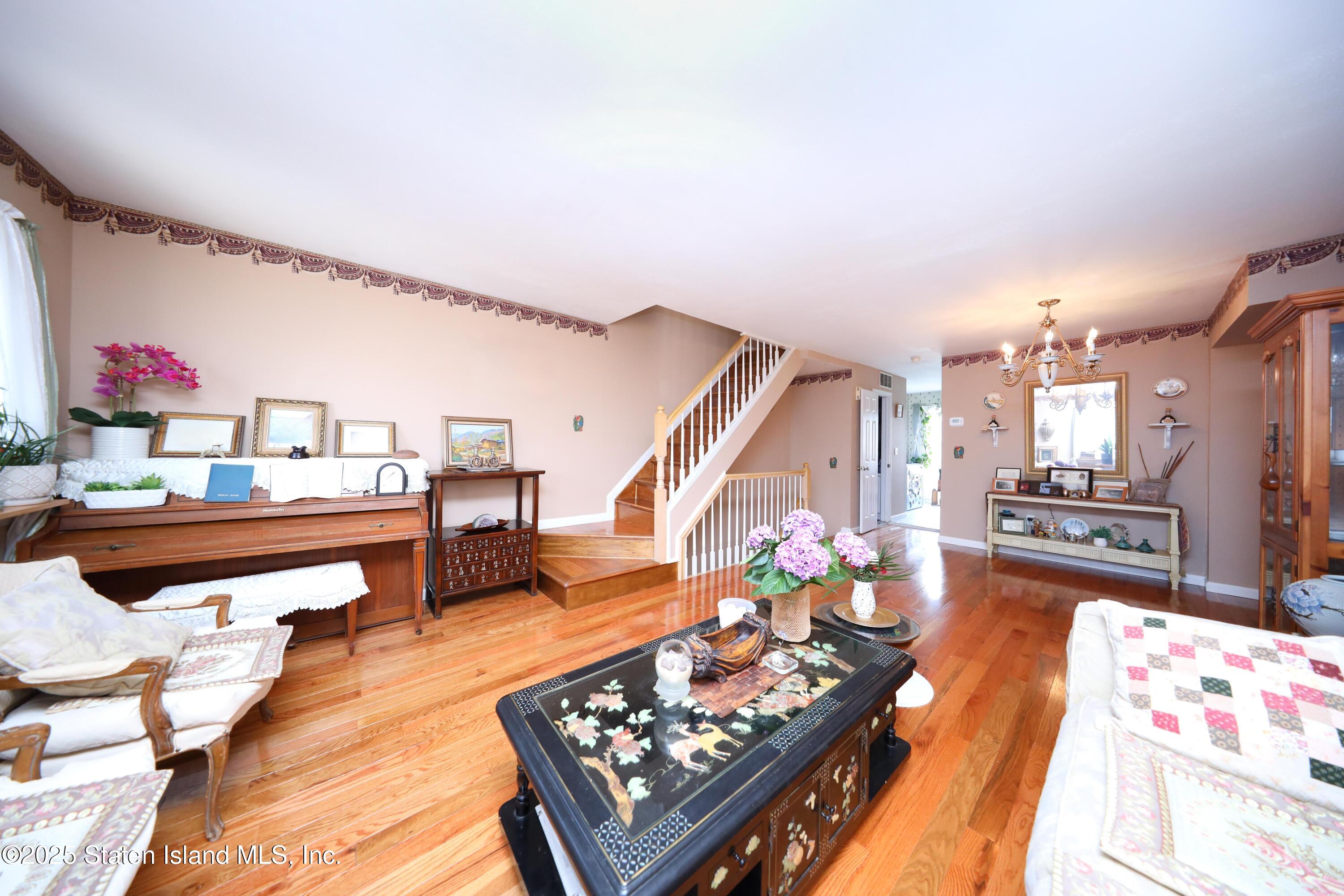 82 Seagate Court, Staten Island, NY, 10305 image 12
