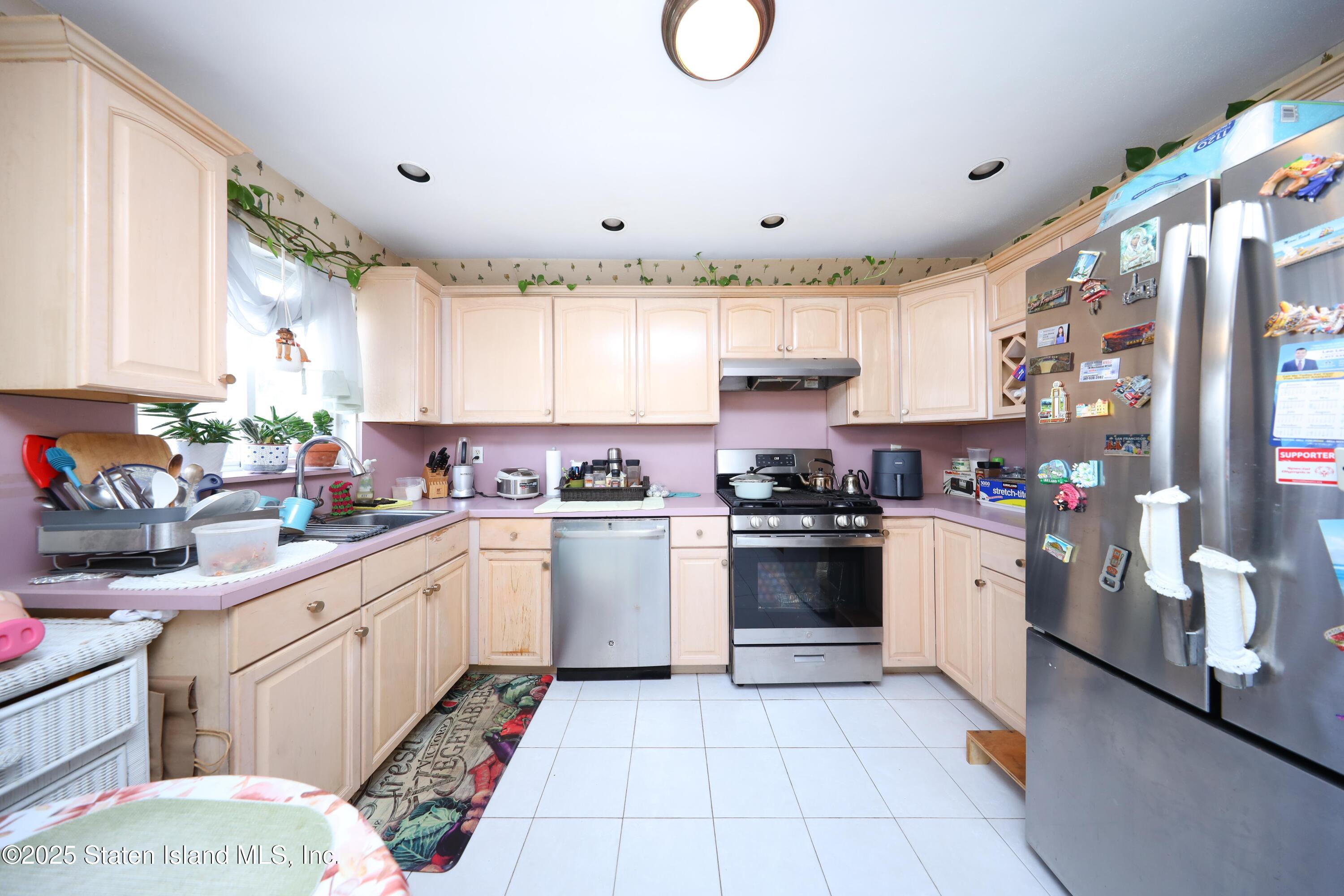 82 Seagate Court, Staten Island, NY, 10305 image 15