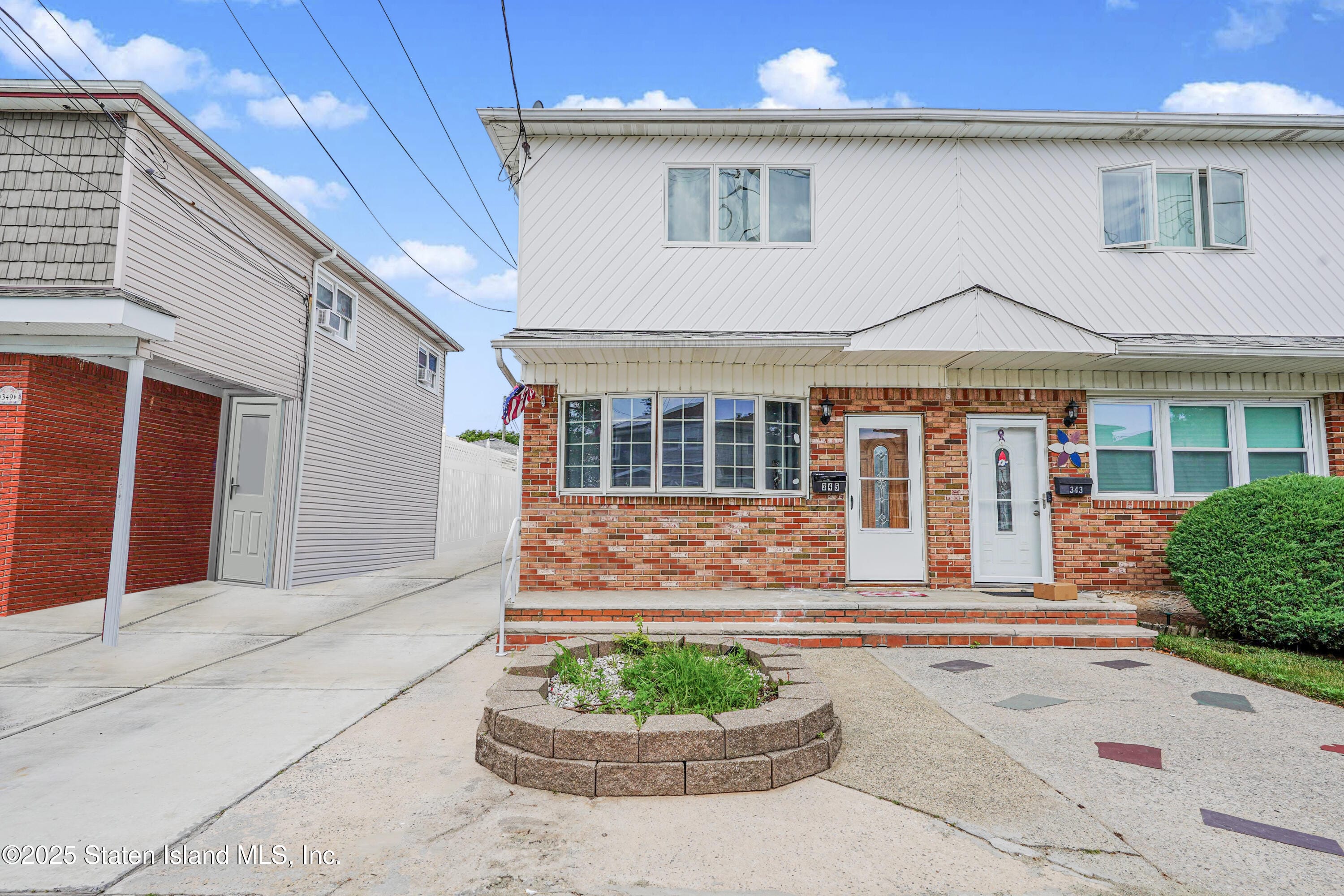 345 Milton Avenue Image 1