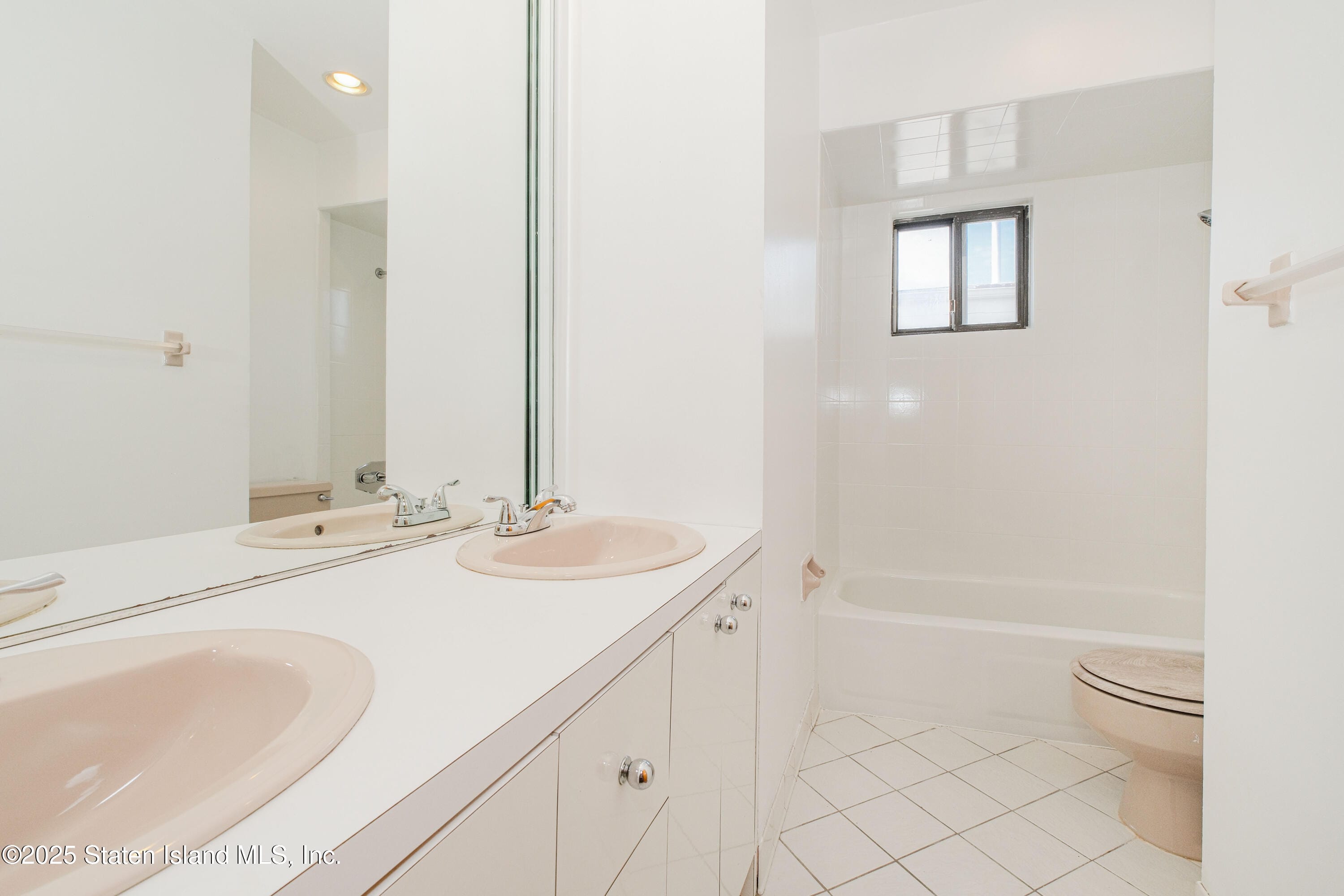 289 Maybury Avenue, Staten Island, NY, 10308 image 8