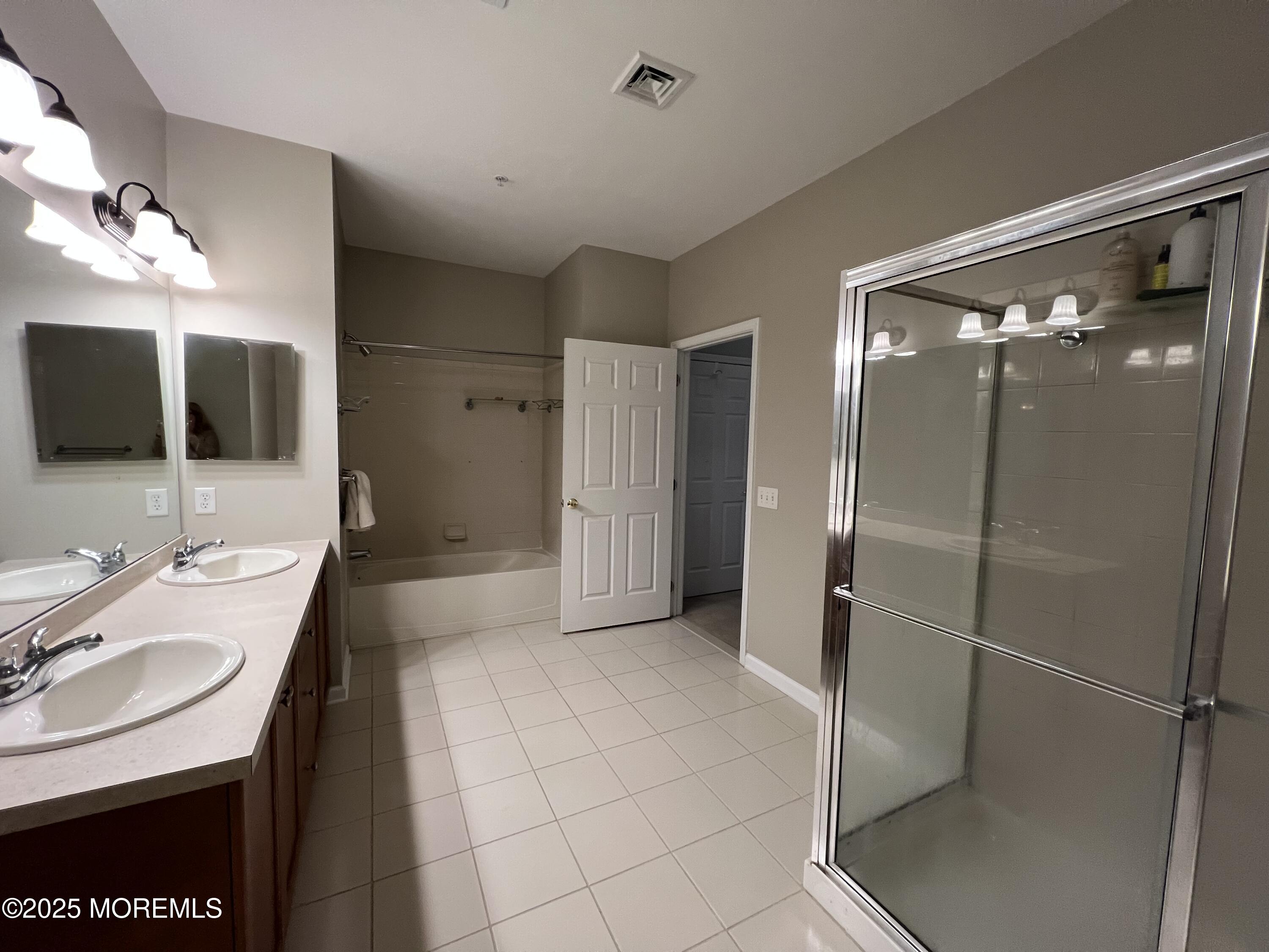 326 Sloan Court, Matawan, NJ, 07747 image 22