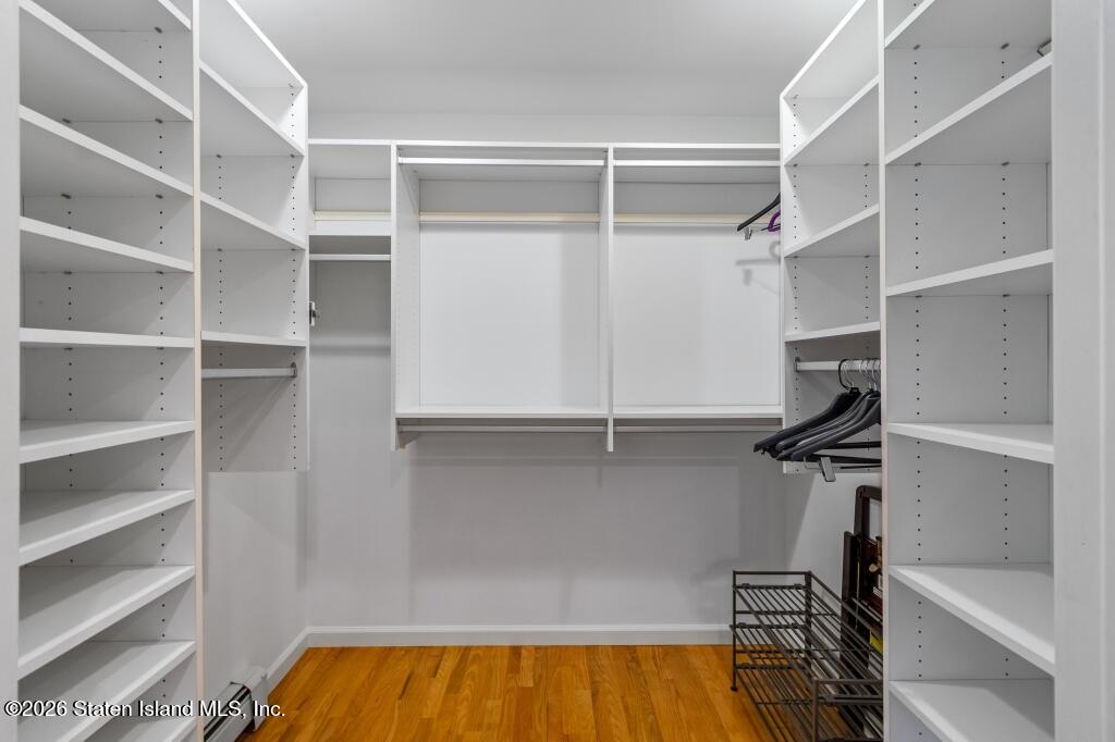 476 Hargold Avenue, Staten Island, NY, 10309 image 28