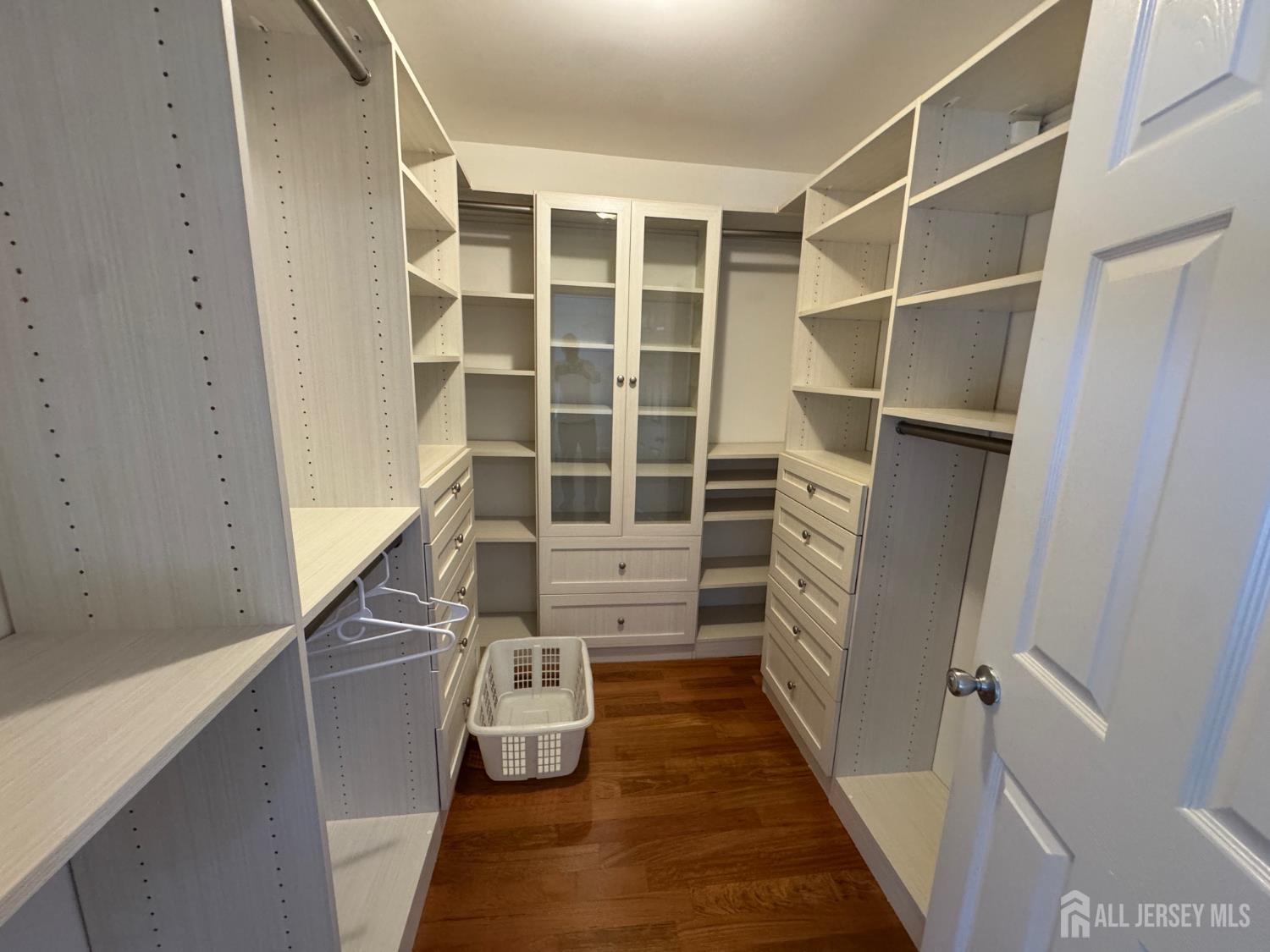 5 Hollywood Street, Edison, NJ, 08820 image 22