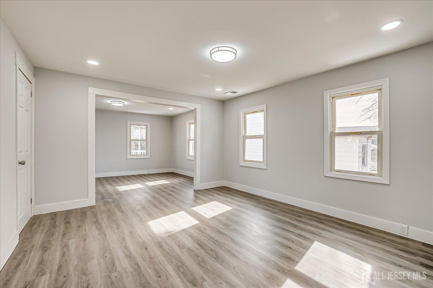 31 Smullen Street, Sayreville, NJ, 08872 image 11