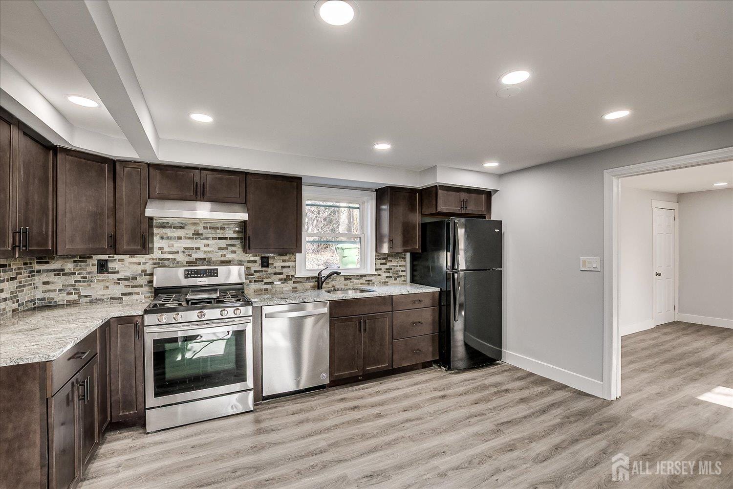 31 Smullen Street, Sayreville, NJ, 08872 image 13