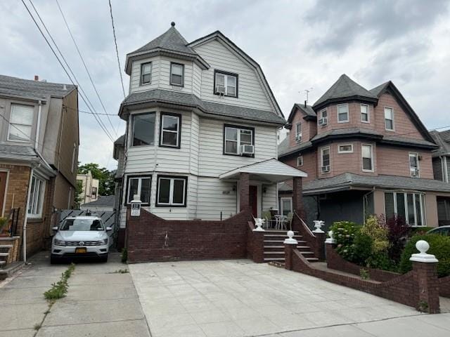 2052 East 17th Street Image 1