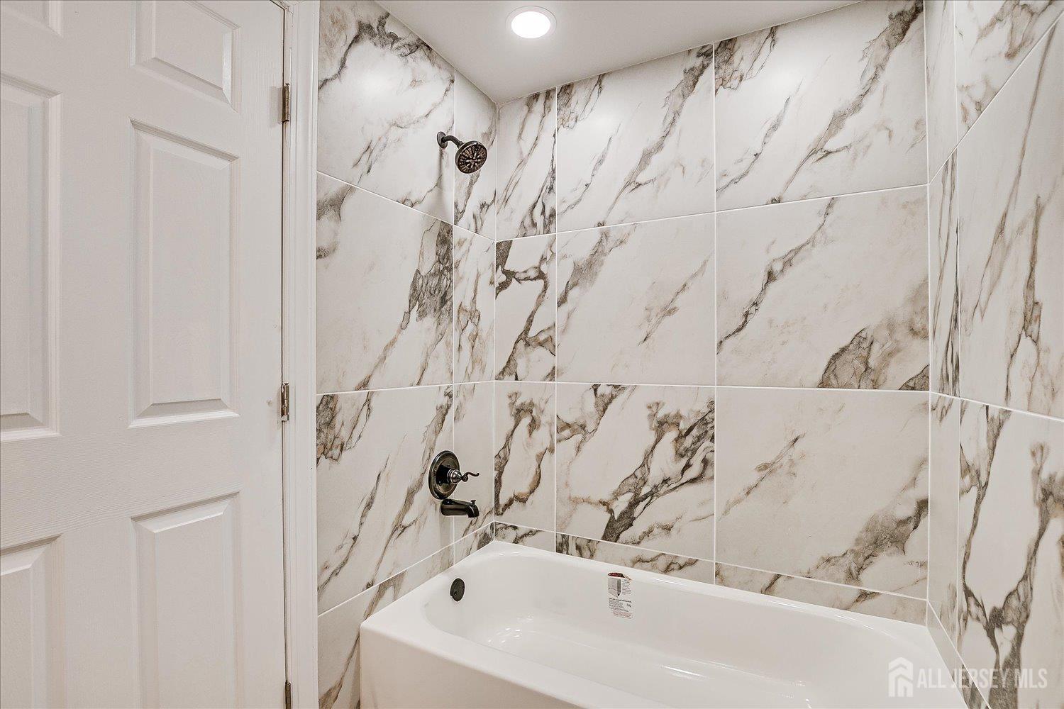 31 Smullen Street, Sayreville, NJ, 08872 image 21