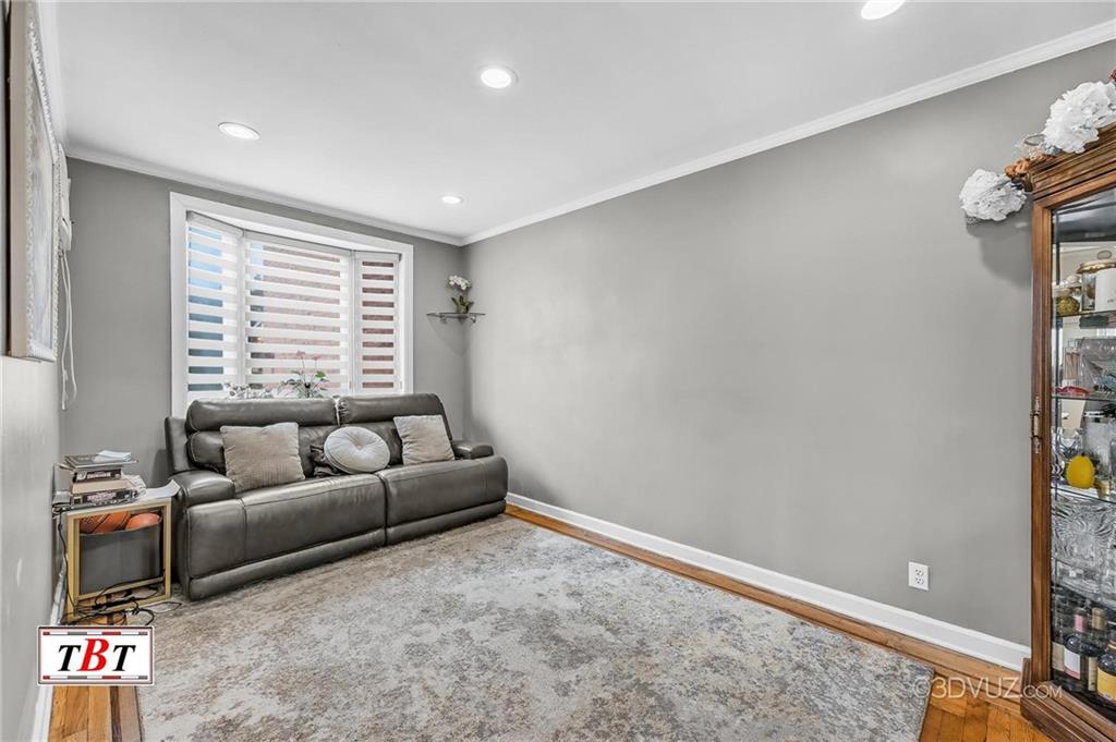 3402 Kings Highway Image 5