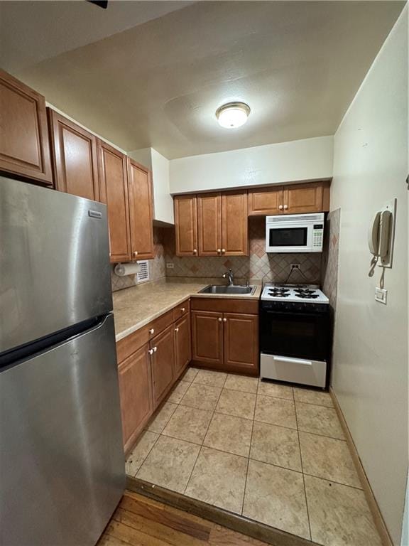 1580 East 13th Street 7G Image 3