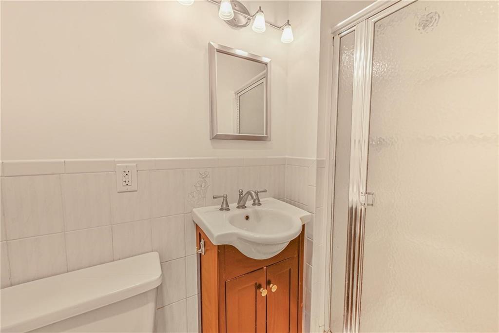 122 Prospect Park 10, Brooklyn, New York, 11218 image 18