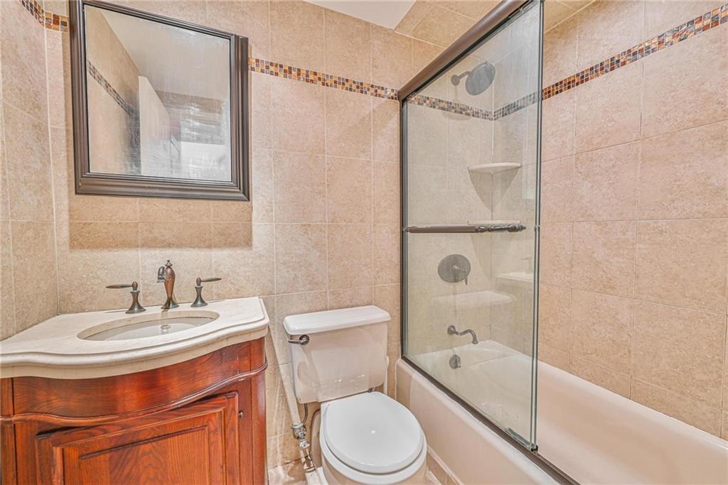 122 Prospect Park 10, Brooklyn, New York, 11218 image 8