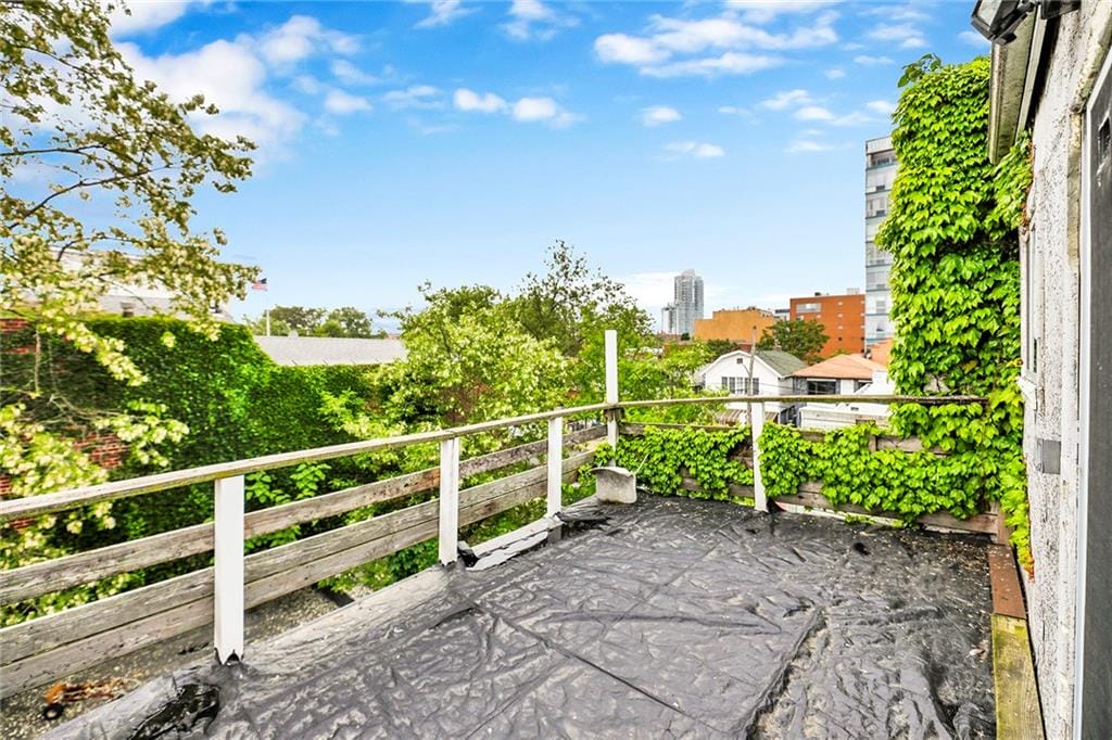 1011 Banner Avenue, Brooklyn, New York, 11235 image 22