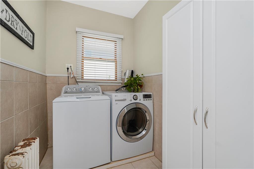 39 Summit Avenue, Staten  Island, New York, 10306 image 17