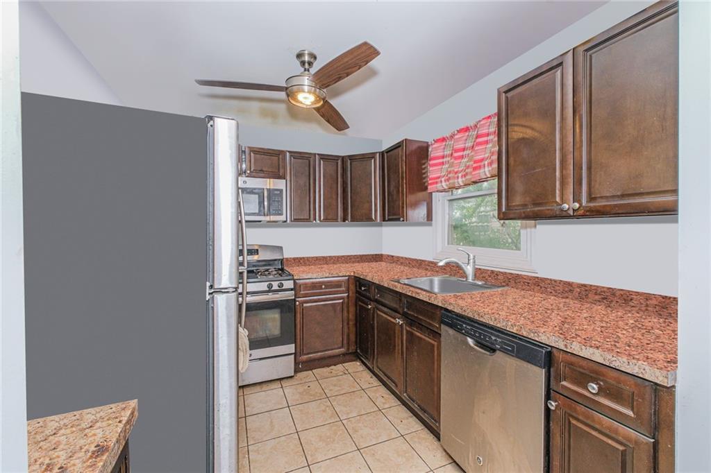 47 Center Place, Staten  Island, New York, 10306 image 11