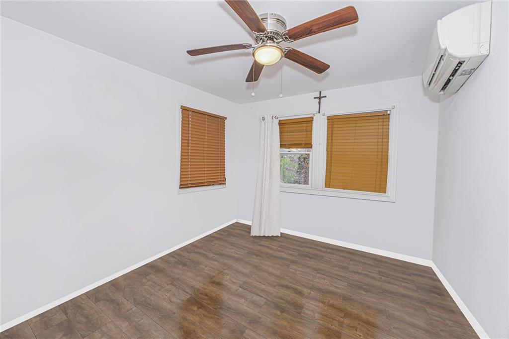 47 Center Place, Staten  Island, New York, 10306 image 8