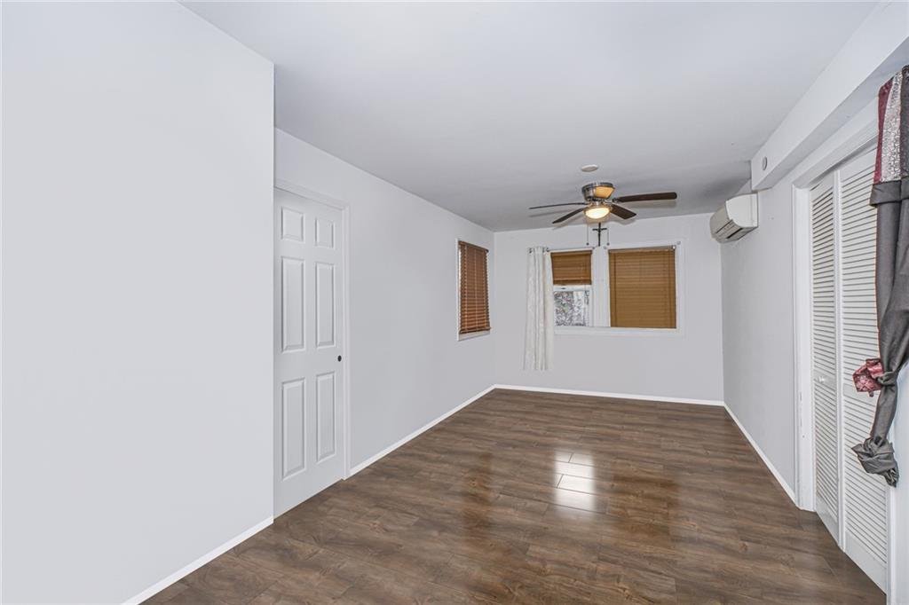 47 Center Place, Staten  Island, New York, 10306 image 9