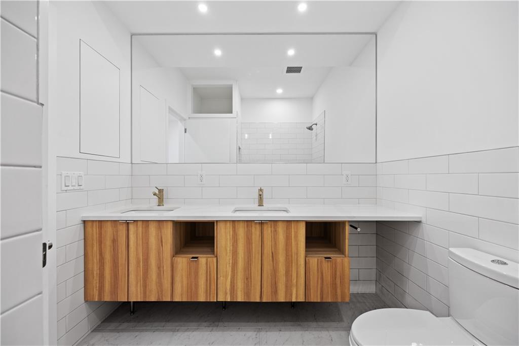 515A 17th Street, Brooklyn, New York, 11215 image 23