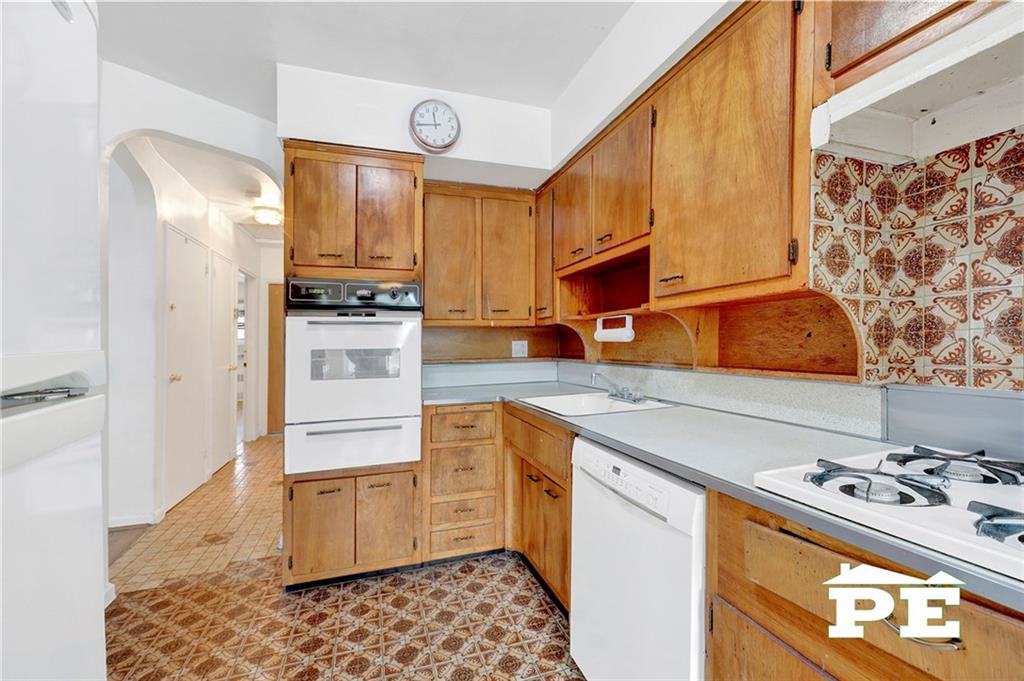 5709 Fillmore Avenue, Brooklyn, New York, 11234 image 9