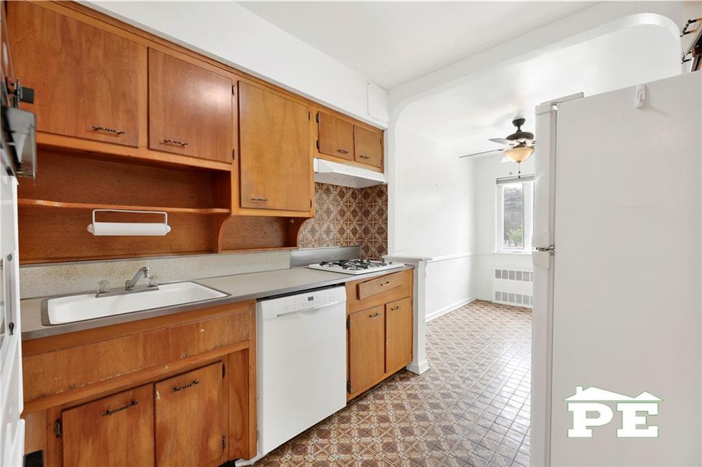 5709 Fillmore Avenue, Brooklyn, New York, 11234 image 10