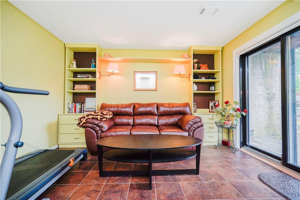 282 Grasmere Drive 282, Staten  Island, New York, 10305 image 7