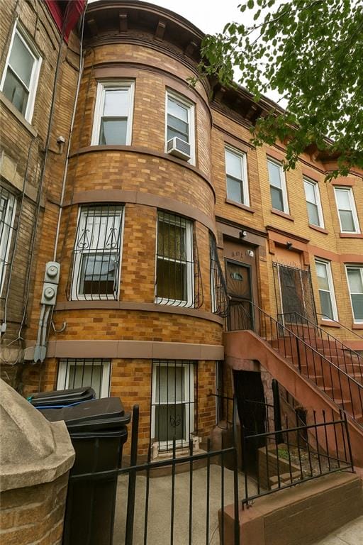 693 Georgia Avenue Image 2