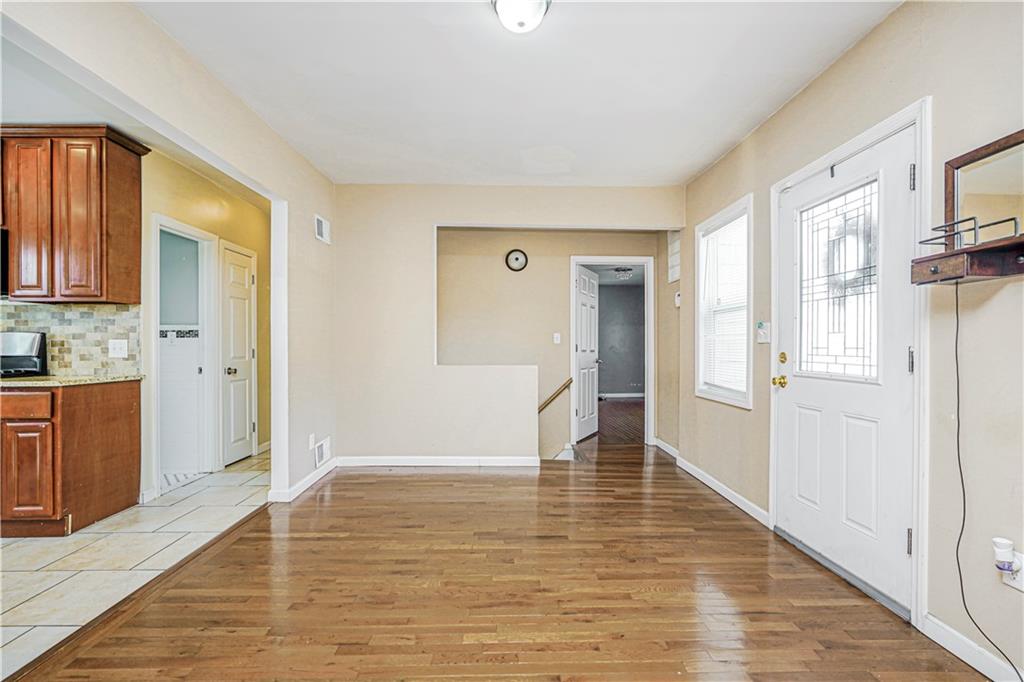 483 Van Duzer Street, Staten  Island, New York, 10301 image 13