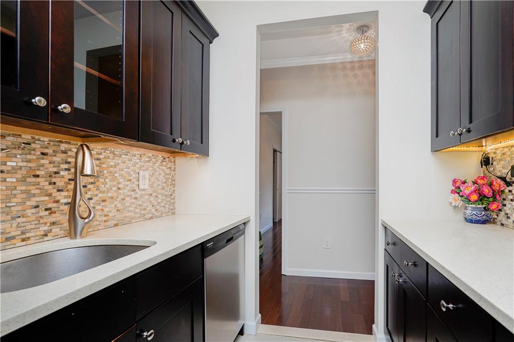 1235 Forest Hill Road 2E, Staten  Island, New York, 10314 image 11